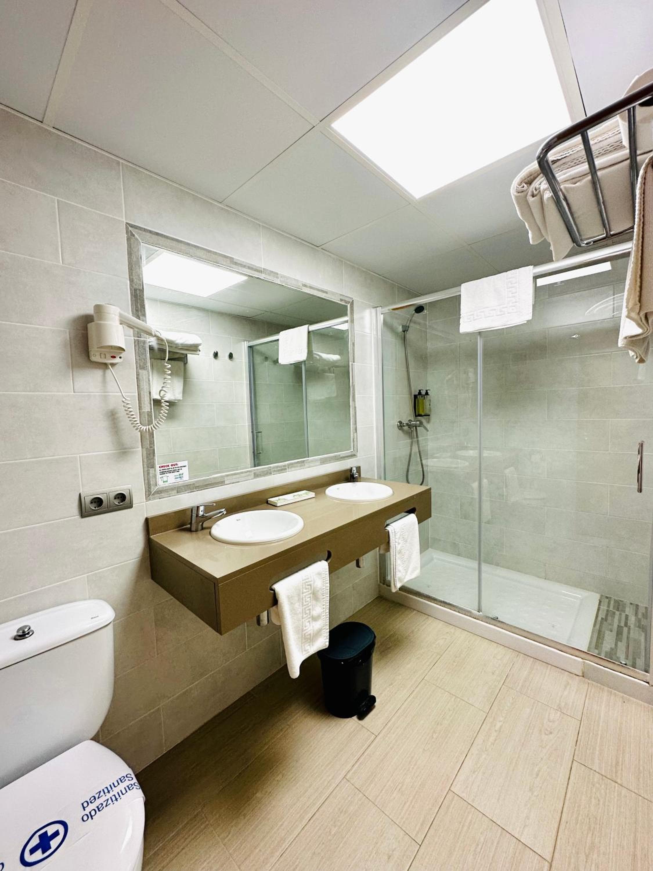 Apartamentos Jet - Adults Only, Playa d'en Bossa, photo 4