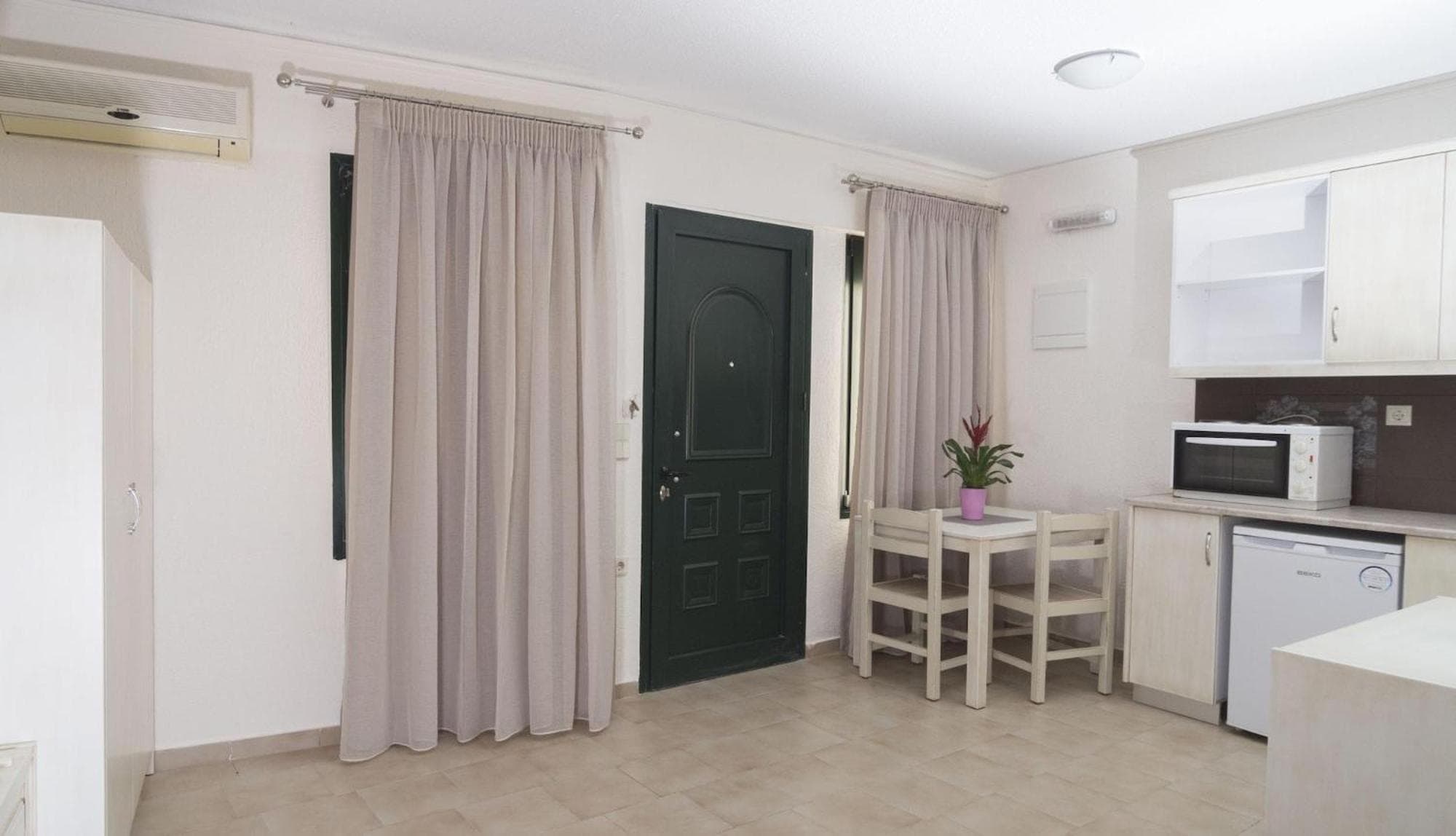 Rainbow Hotel Apartments, Chania Town, photo 4
