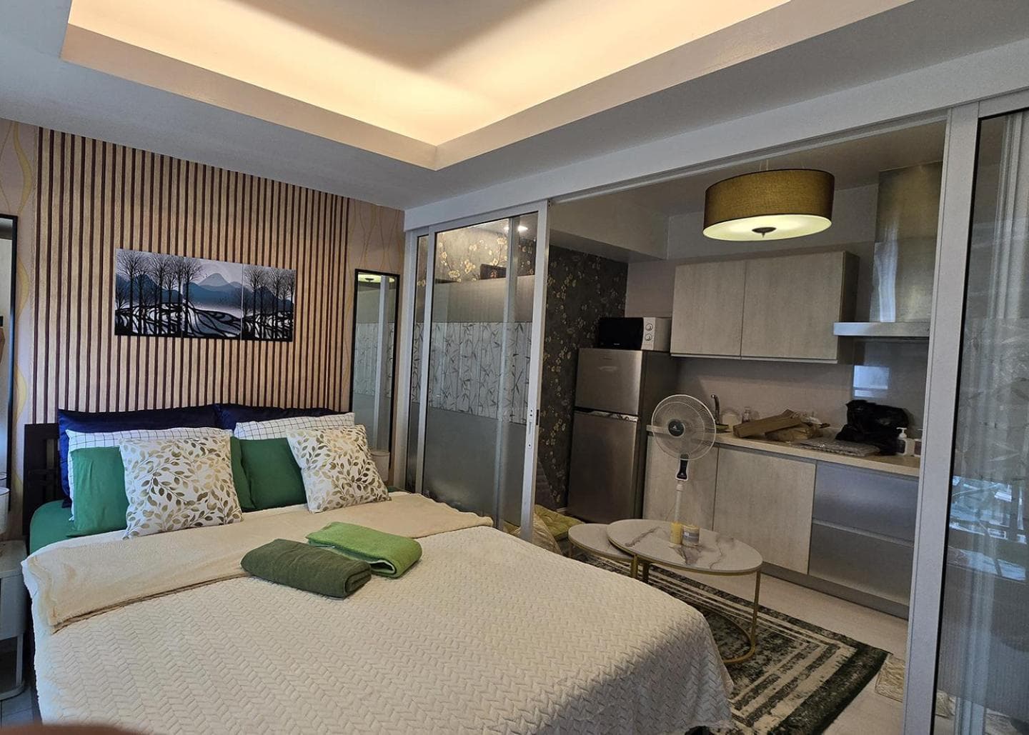 Urban Resort luxury Staycation at Azure Residences Rio Tower, Manila, photo 4