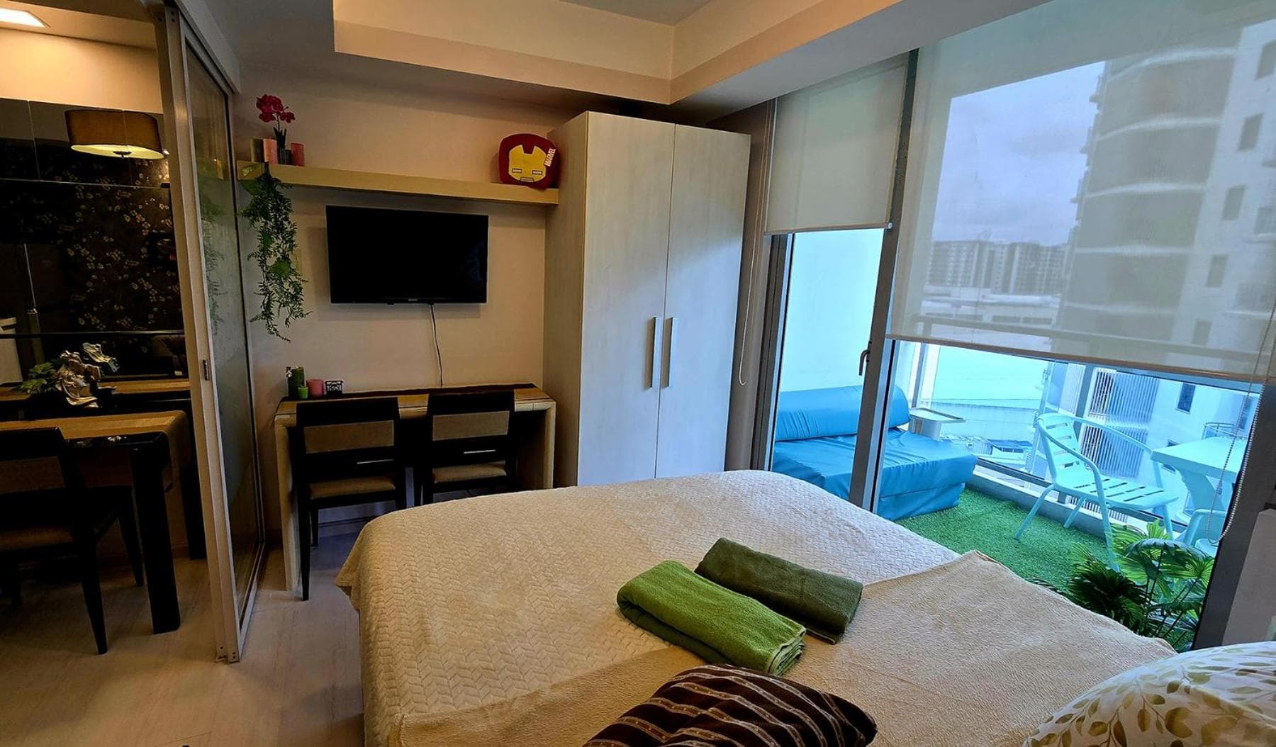 Urban Resort luxury Staycation at Azure Residences Rio Tower, Manila, photo 2