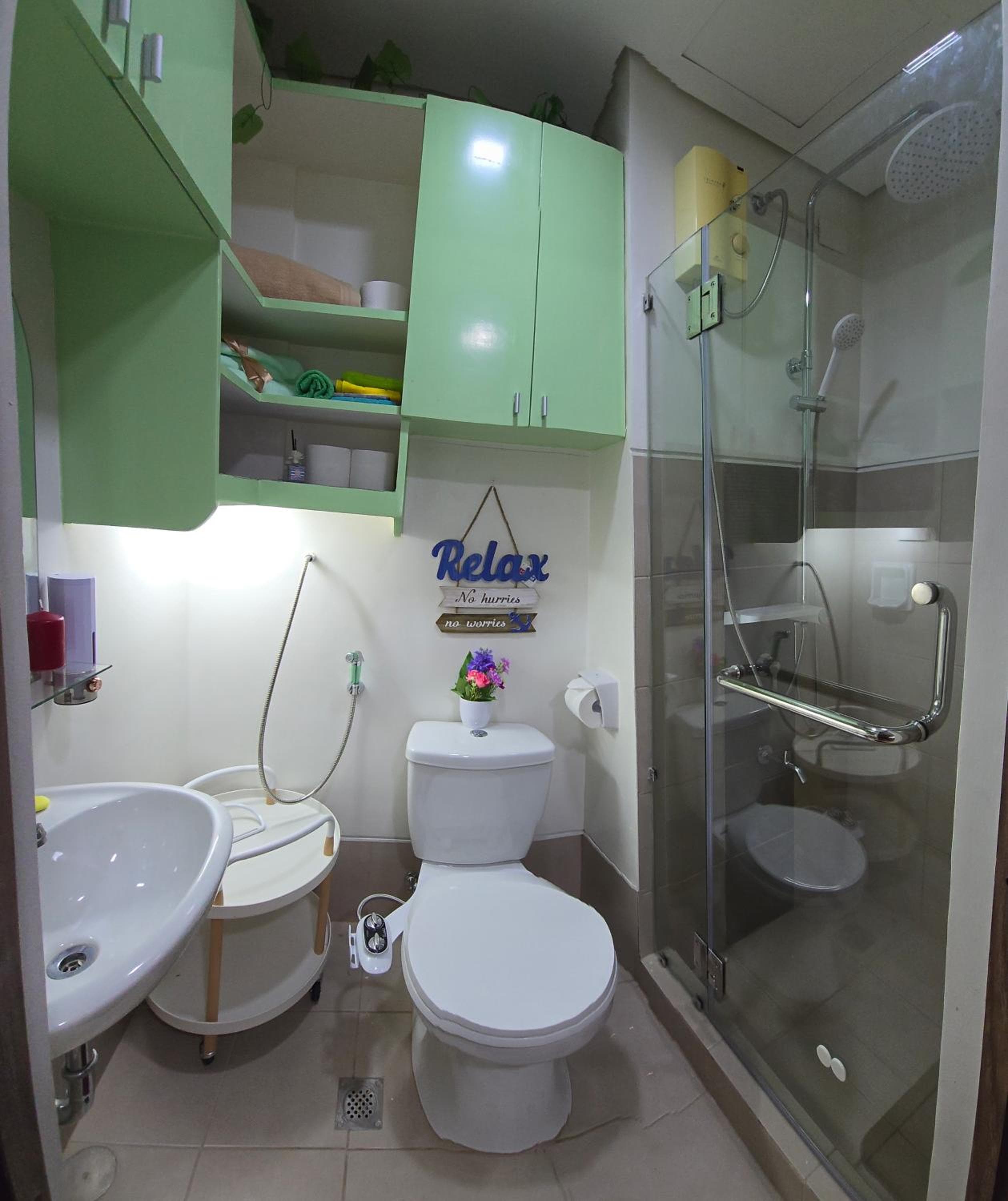 Urban Resort luxury Staycation at Azure Residences Rio Tower, Manila, photo 5