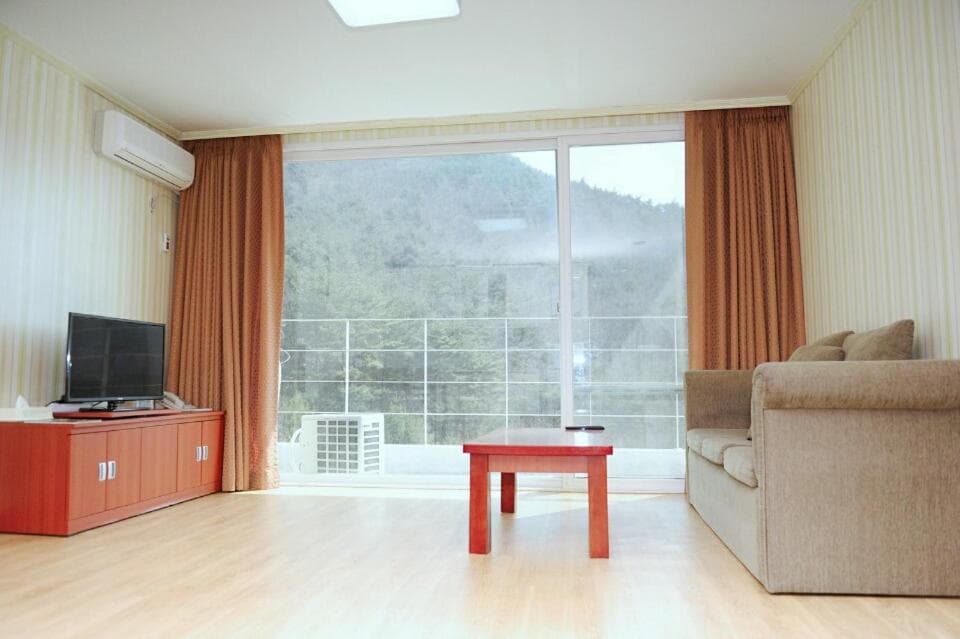 Muju Ilsung Condo, Muju, photo 4