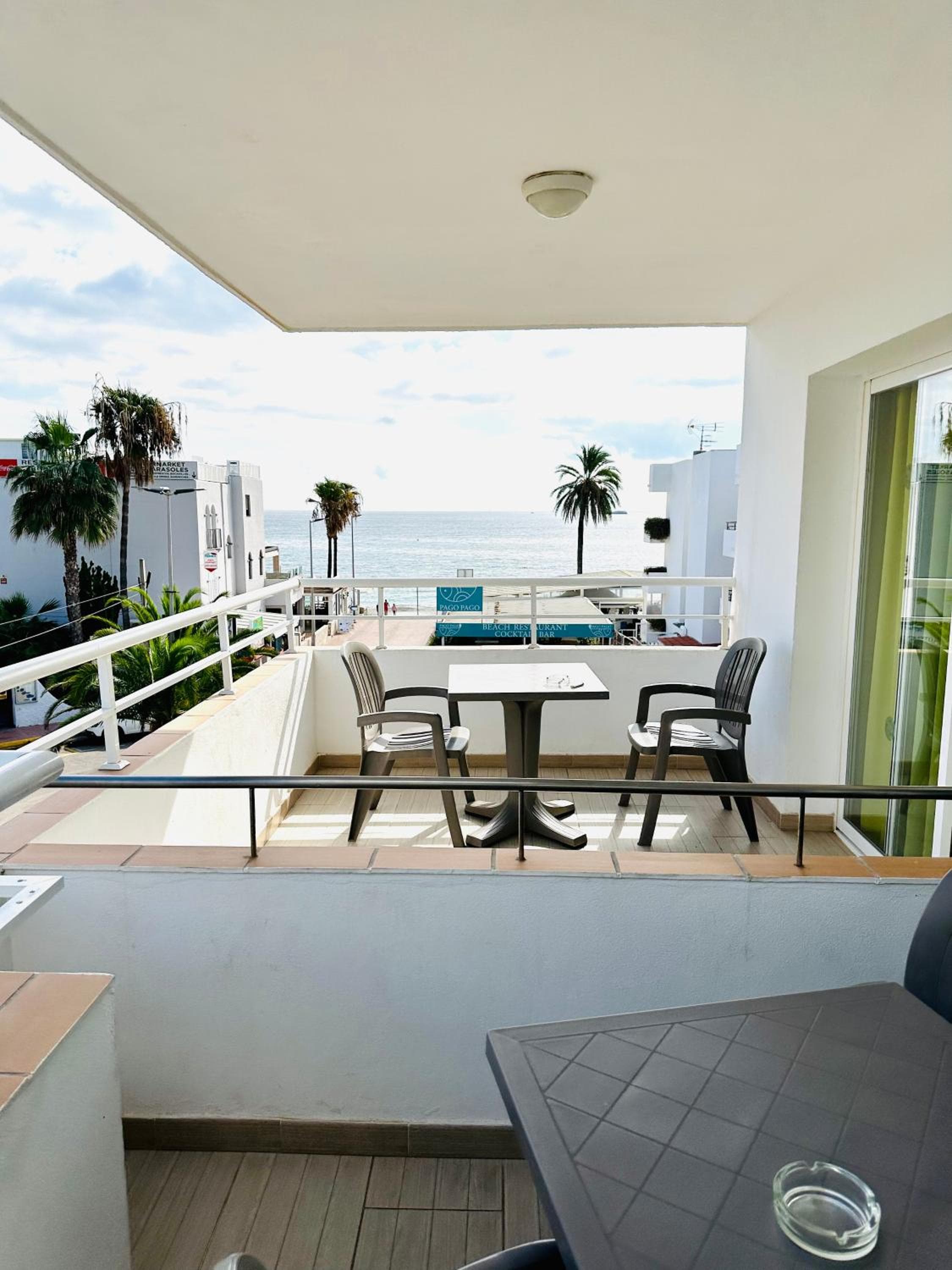 Apartamentos Jet - Adults Only, Playa d'en Bossa, photo 2