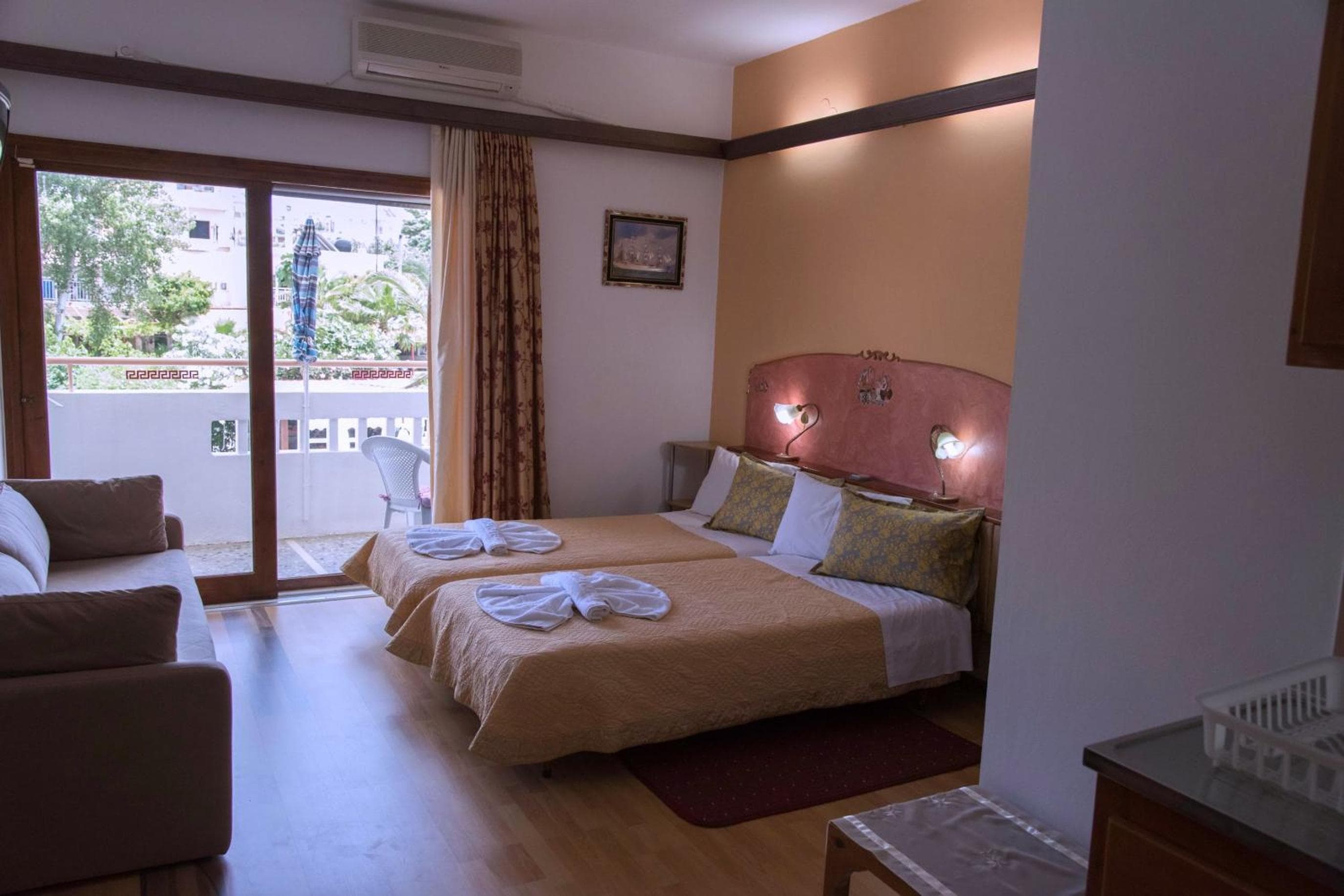 Sun City, Kato Daratso, photo 3