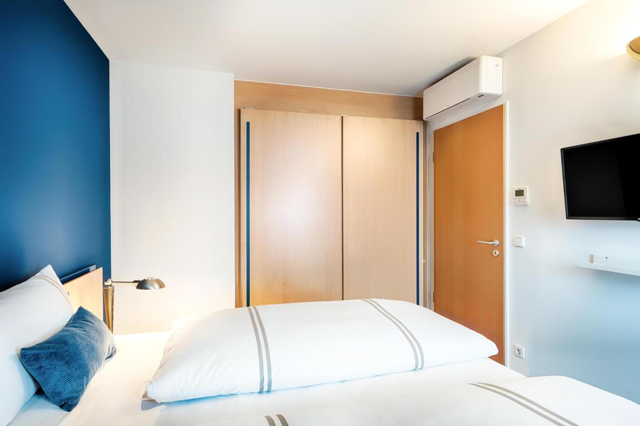 Hotel room at acom Apartments Essen
