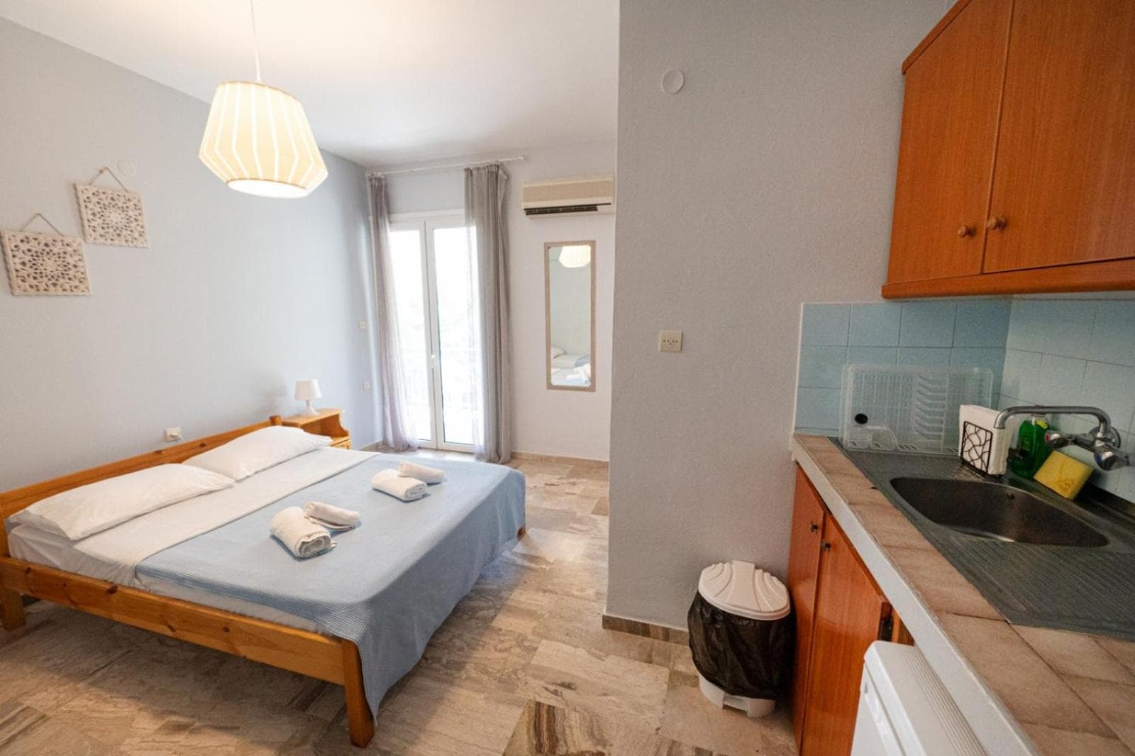 Vassia's B rooms, Poros, photo 4
