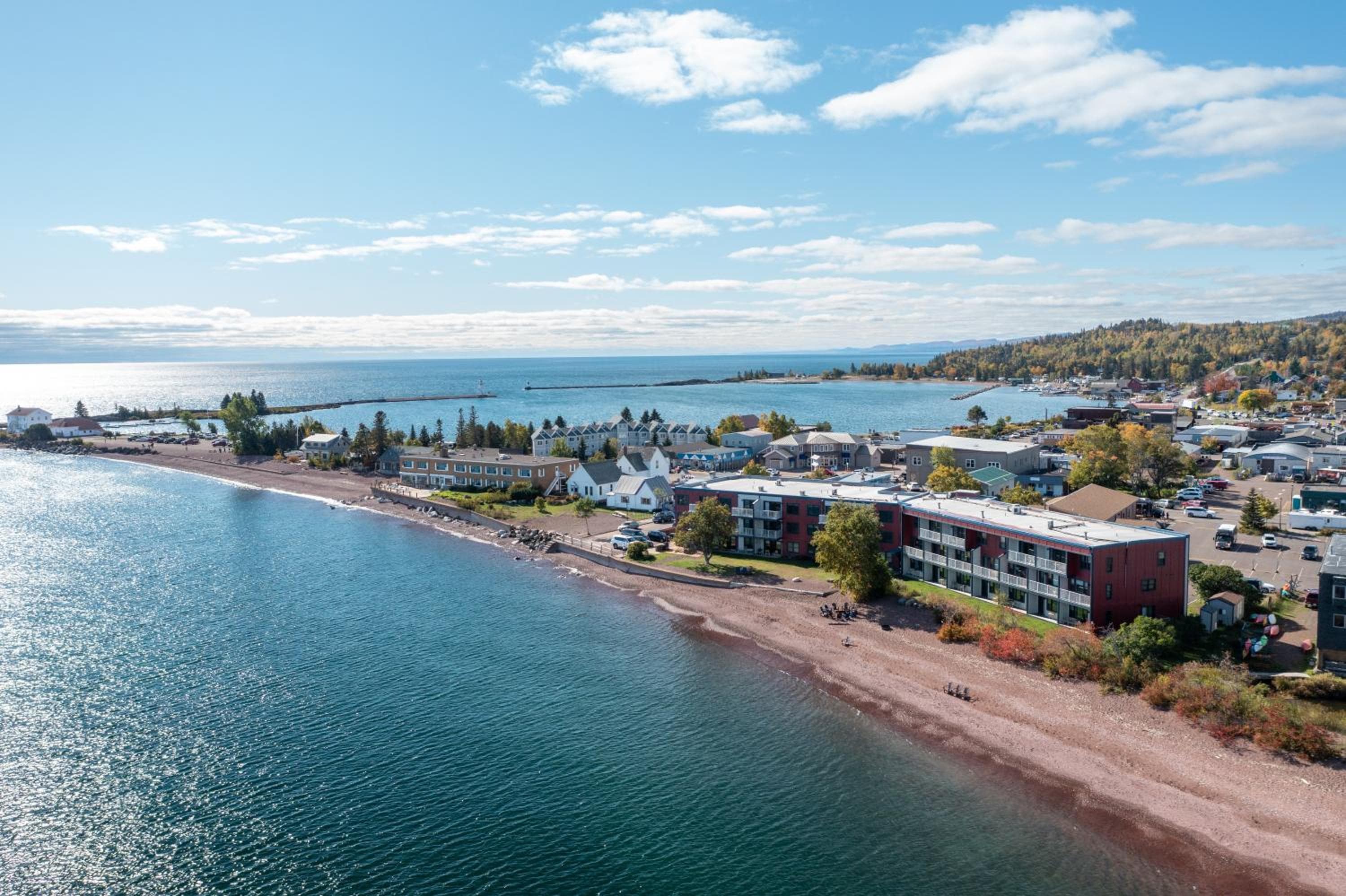 East Bay Suites, Grand Marais