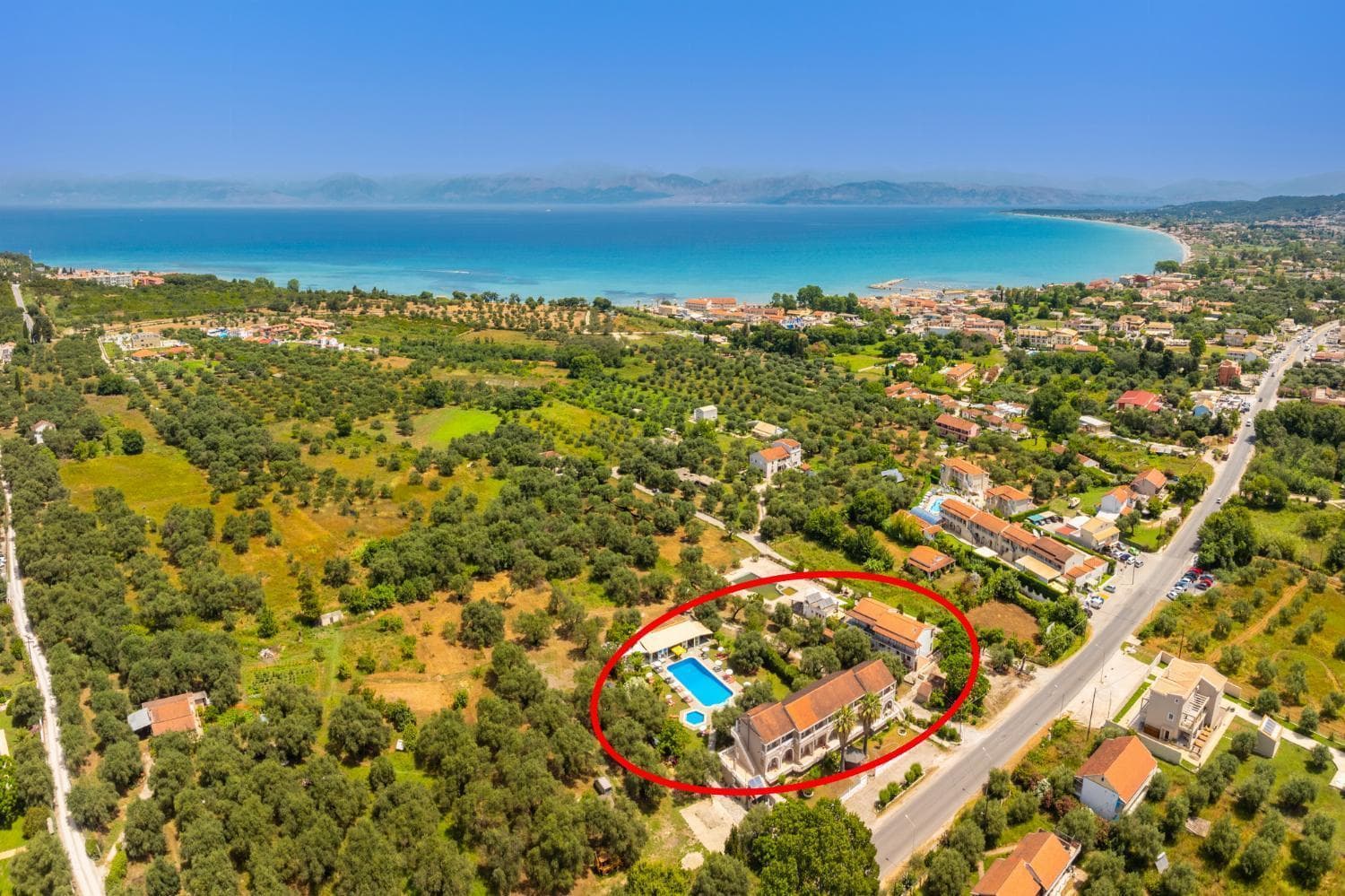 Kosmas Apartments, Roda