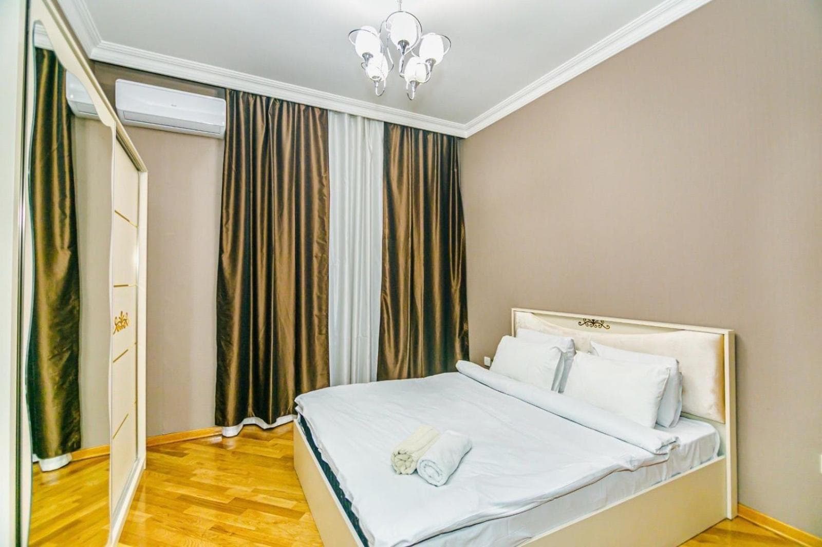 Four seasons apartment, Baku