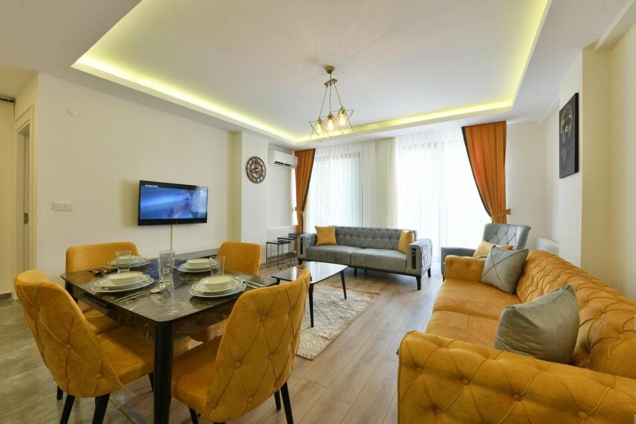 Kardes Apartment, Istanbul