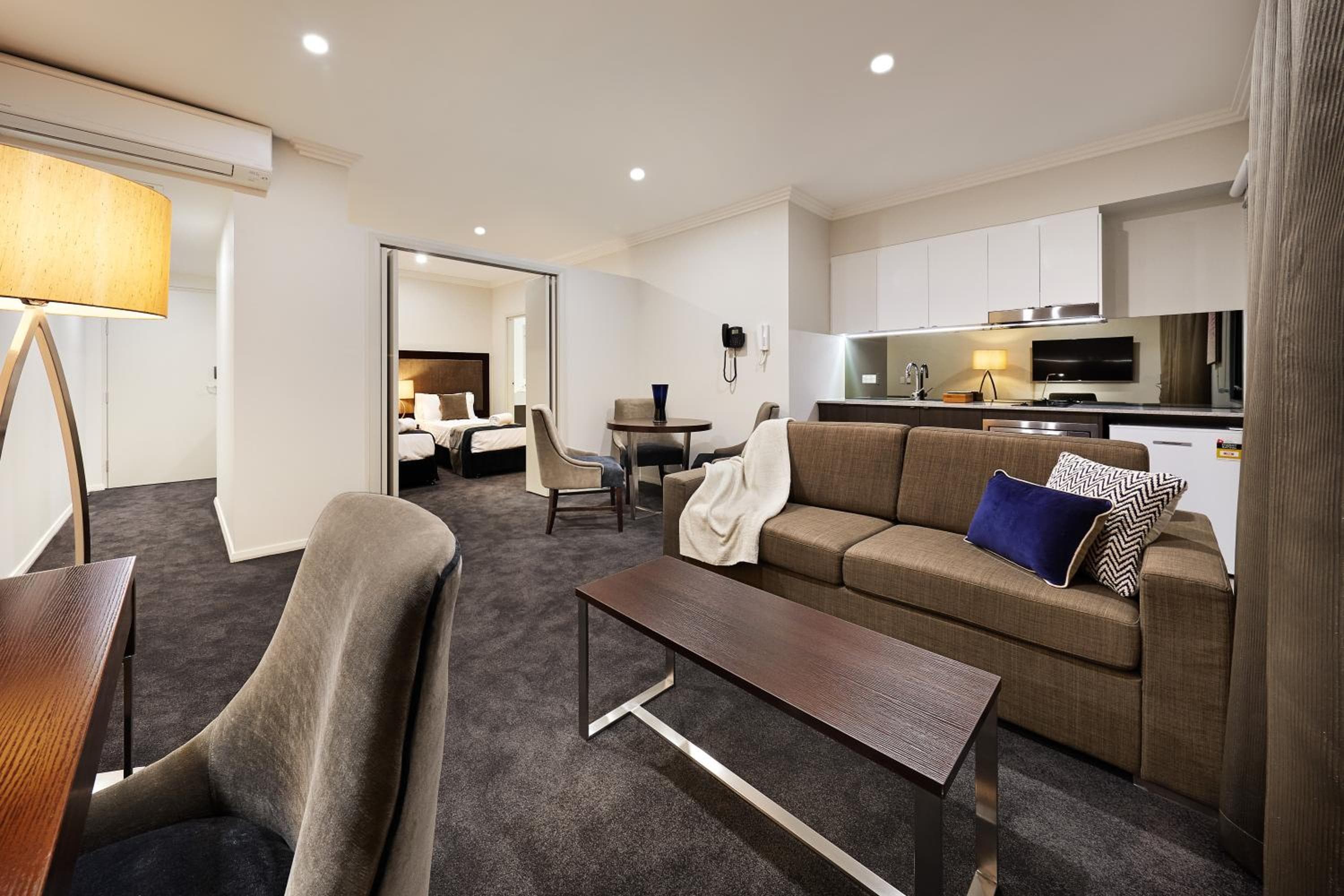 Attika Hotel, Perth, photo 6
