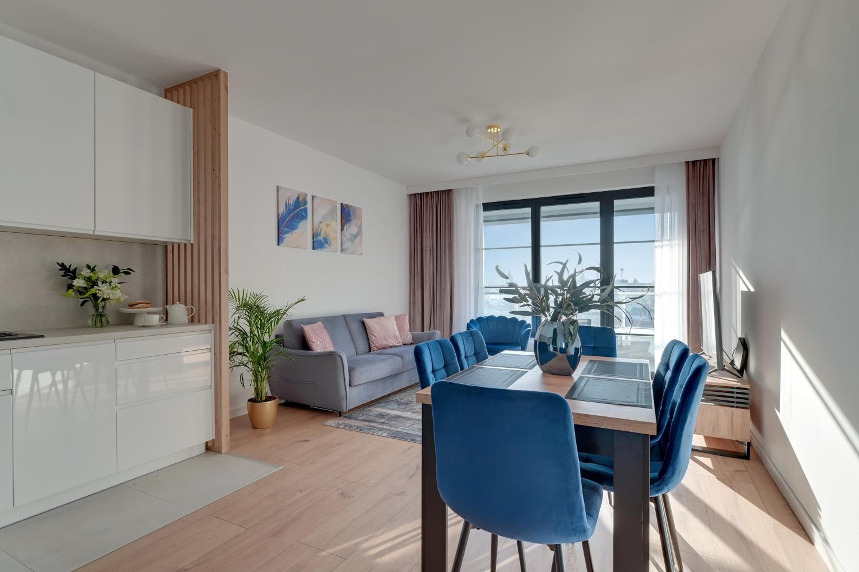 DOKI Living - Foodhall & Parking by Downtown Apartments, Gdańsk, photo 4
