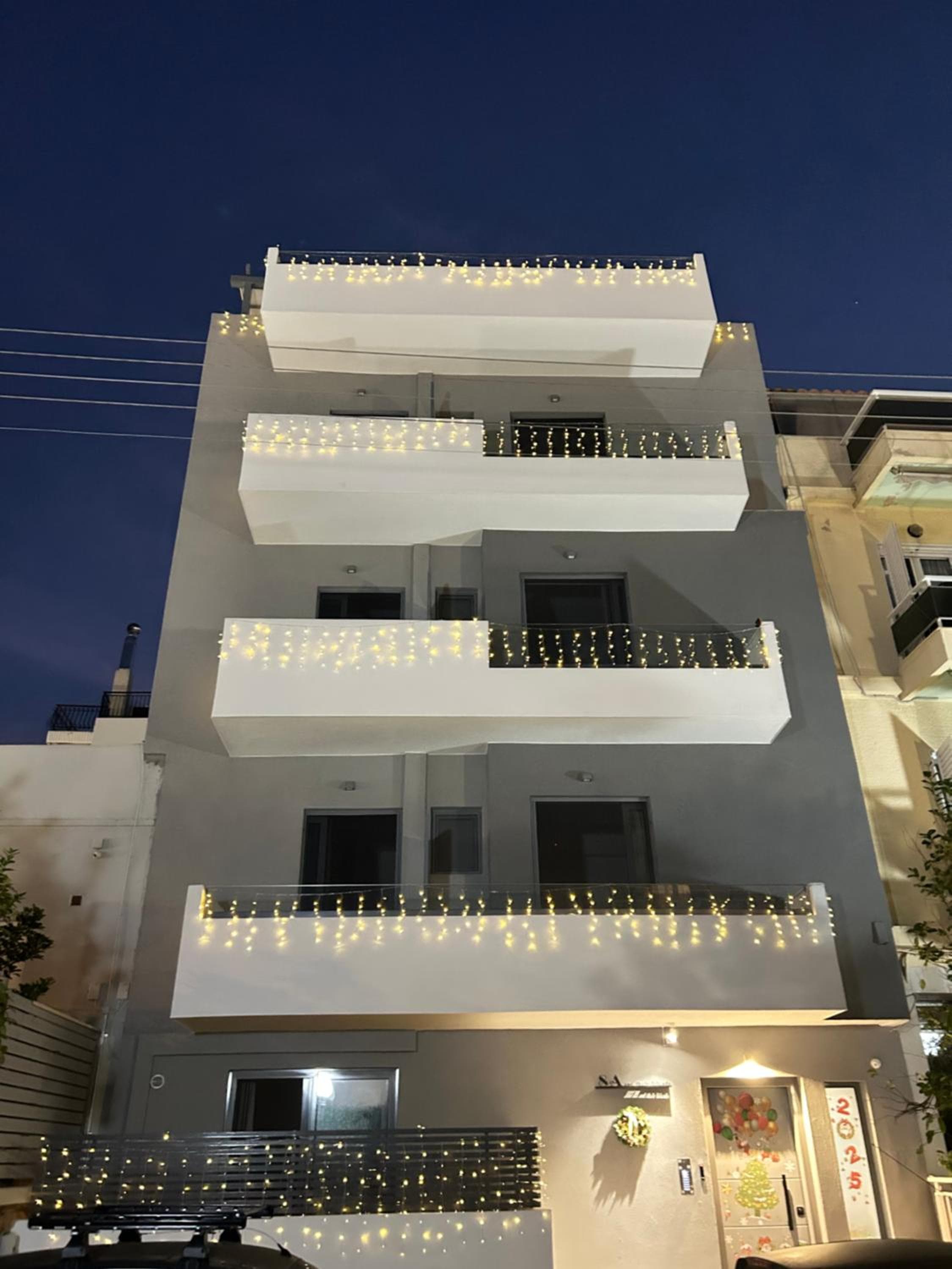 M&H and their friends A, Athens