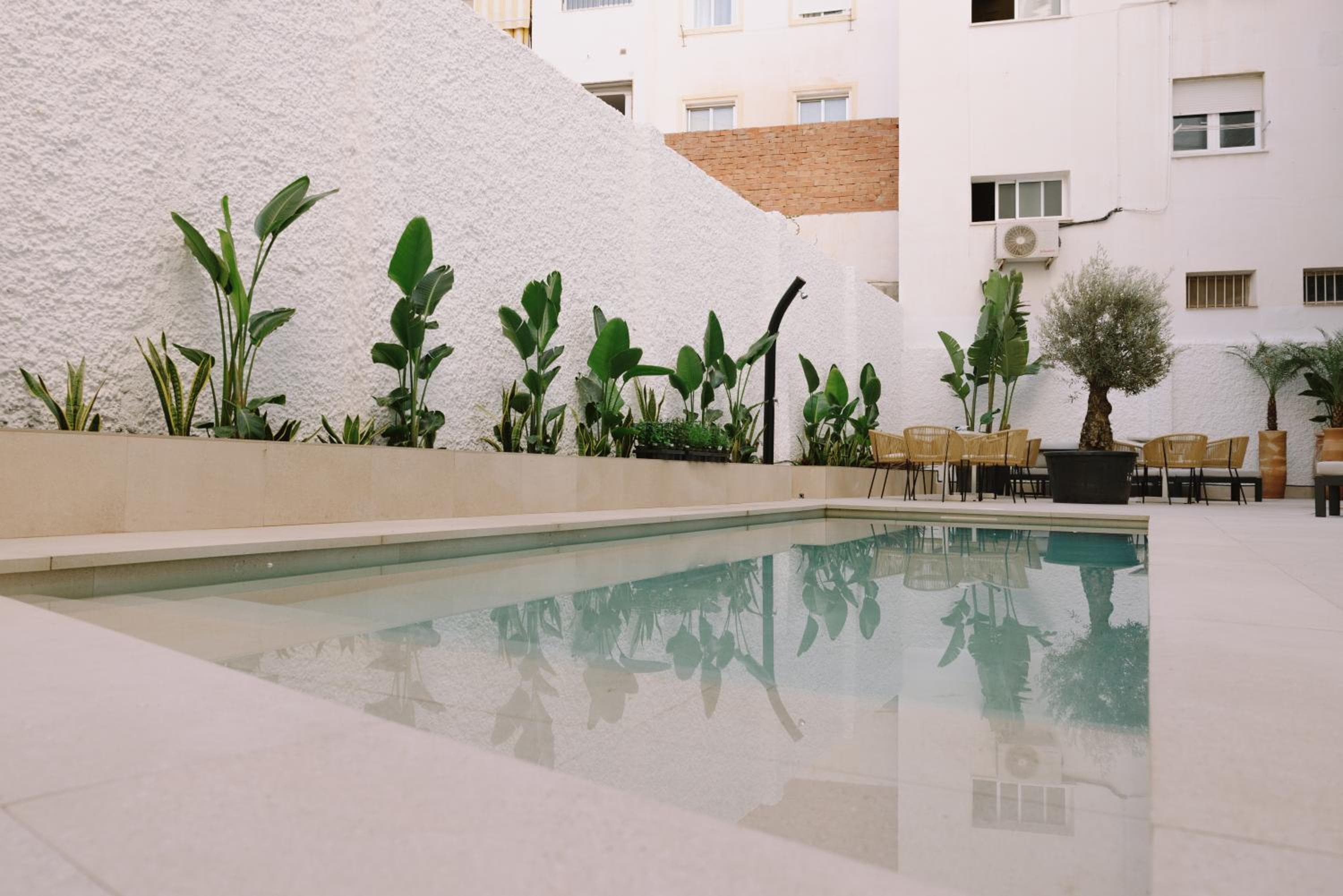 Apartamentos Buendia Suites - Torremolinos Centro, Torremolinos, photo 2