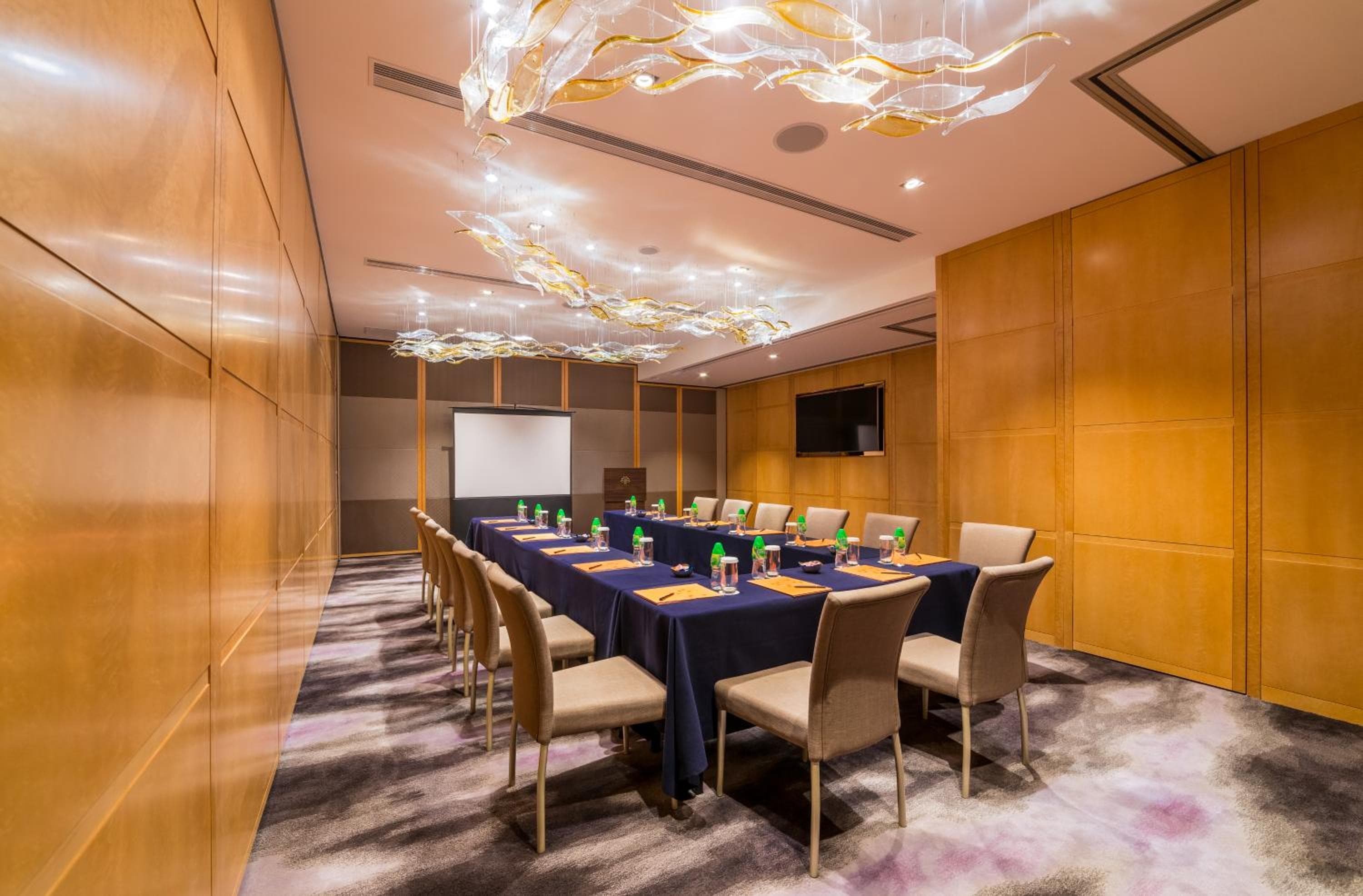 Kowloon Harbourfront Hotel, Hong Kong, photo 6