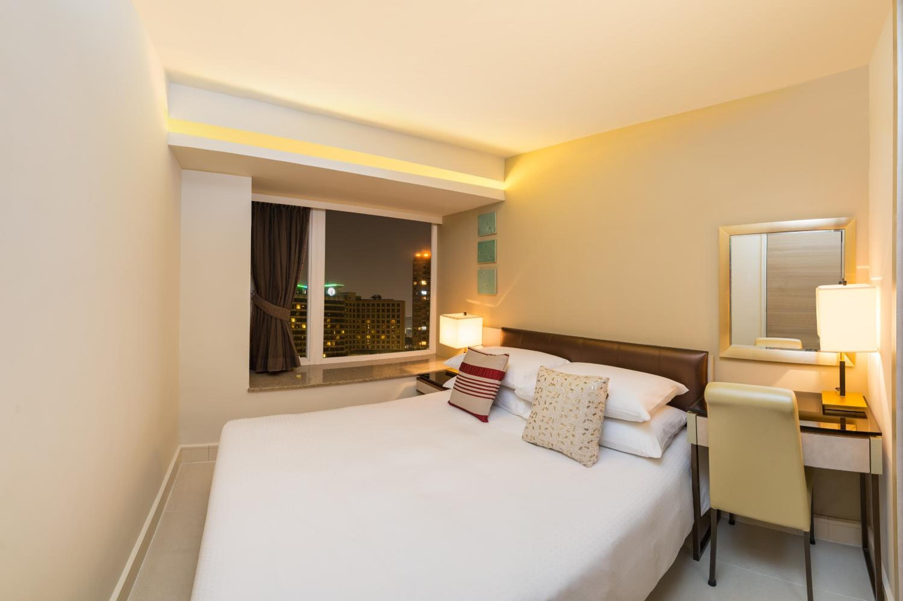 Kowloon Harbourfront Hotel, Hong Kong, photo 5