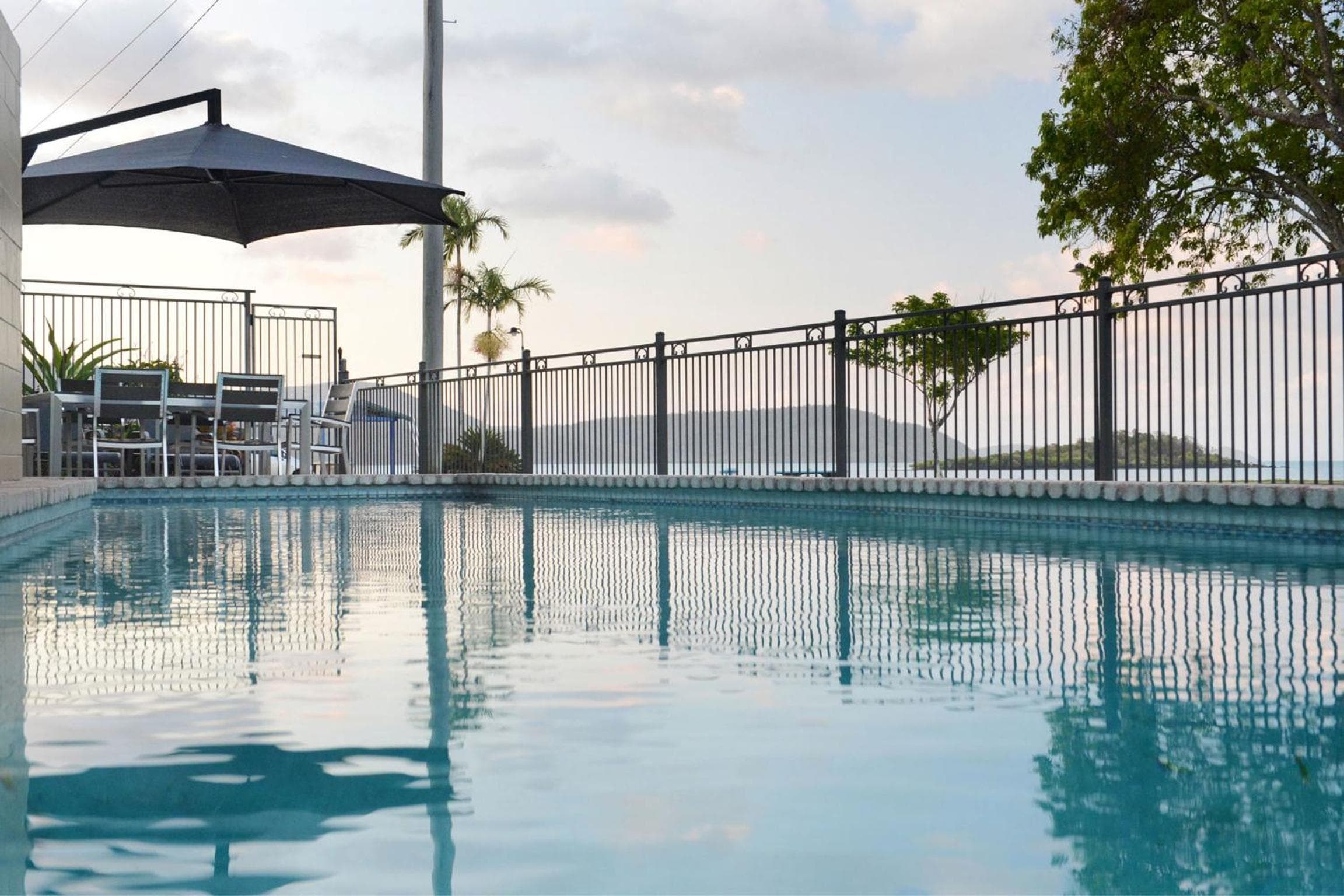Whitsunday Waterfront Apartments, Airlie Beach, photo 5