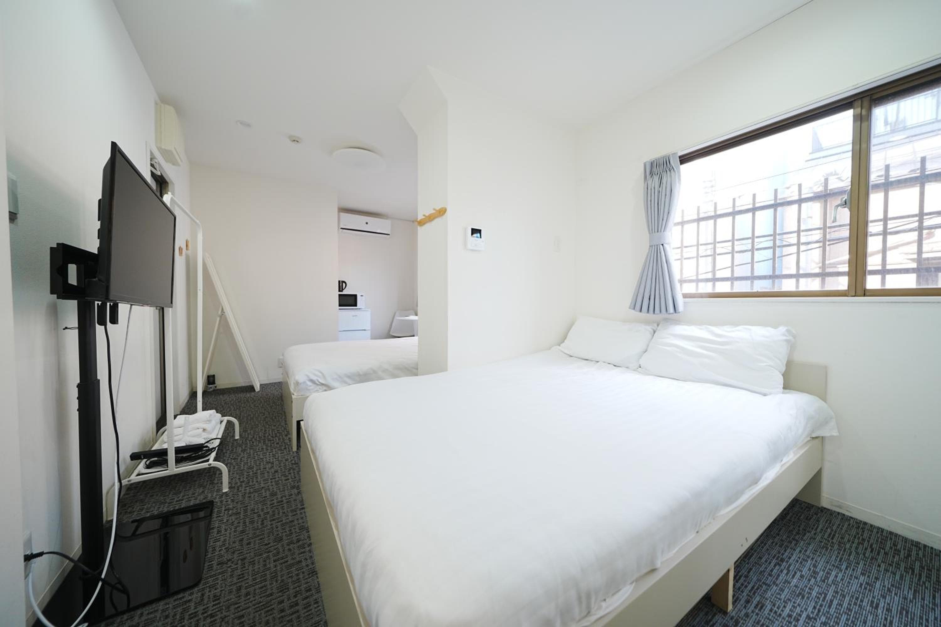 GLOU Koiwa Tokyo - Economic APT in a Japanese Local Shopping Street, with Direct Access to Shinjuku & Akihabara, photo 5