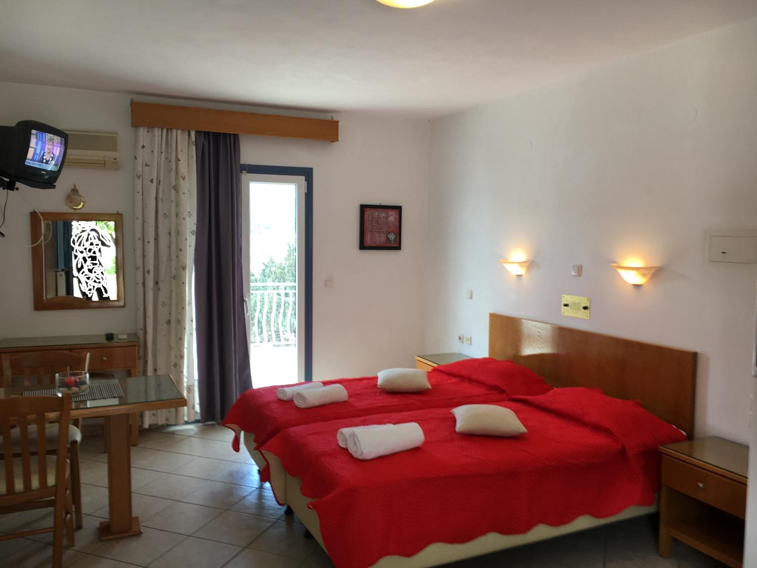 KTM Sunny Villas, Poros, photo 5