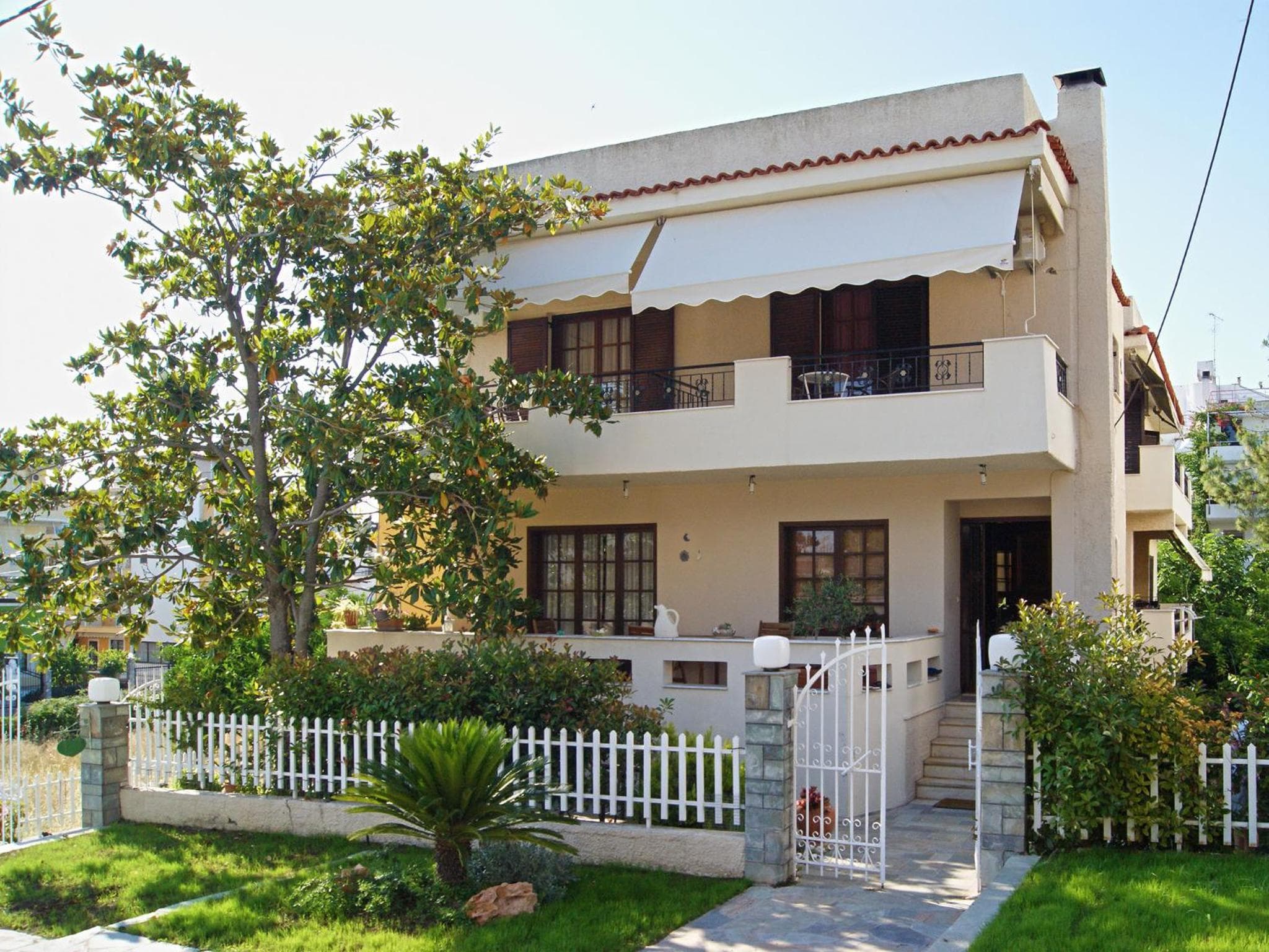 Iliotropio Studios, Loutra Edipsou