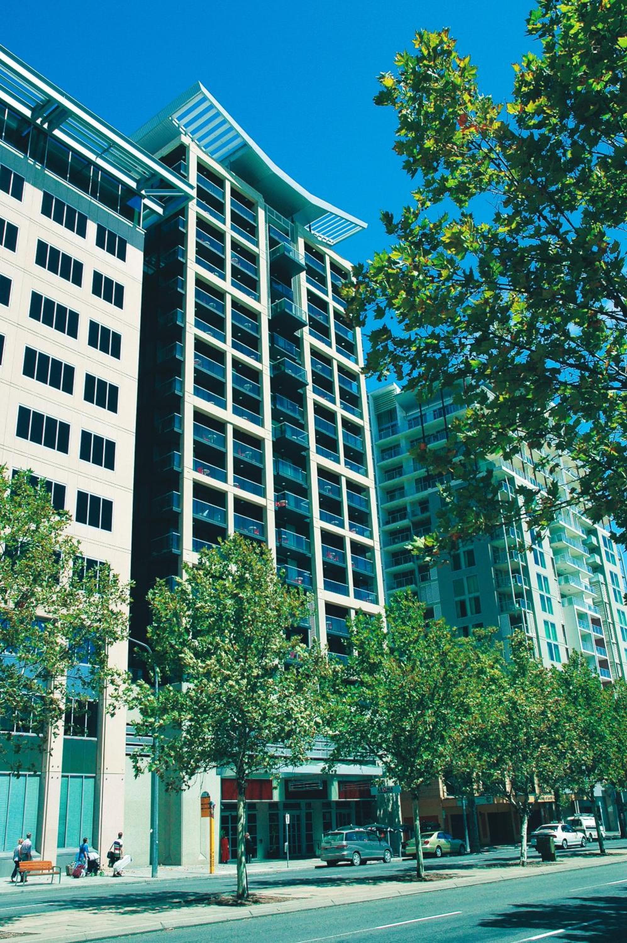 Oaks Adelaide Horizons Suites, Adelaide