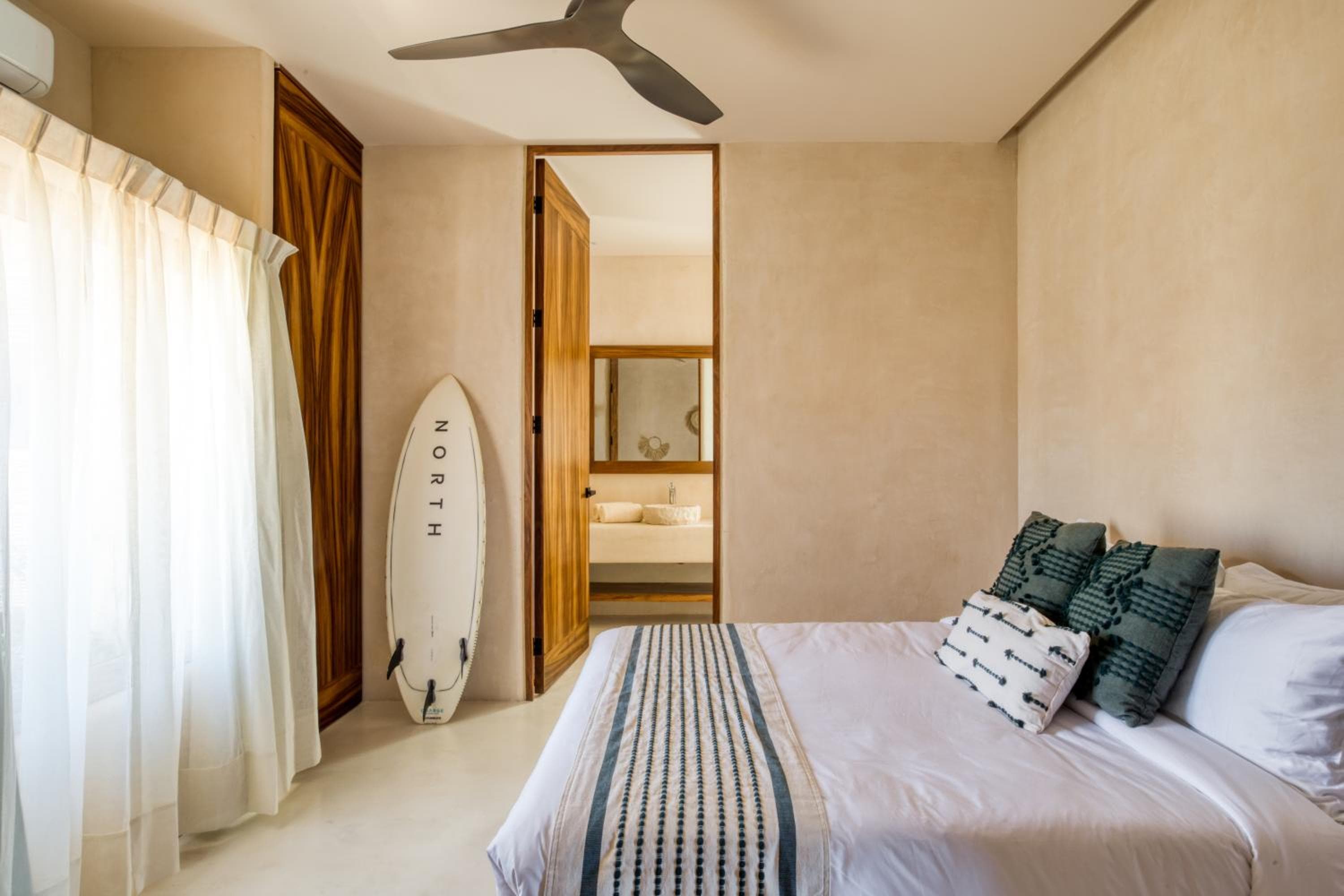 Amina Wind Resort by Tasman, Salinas, photo 6