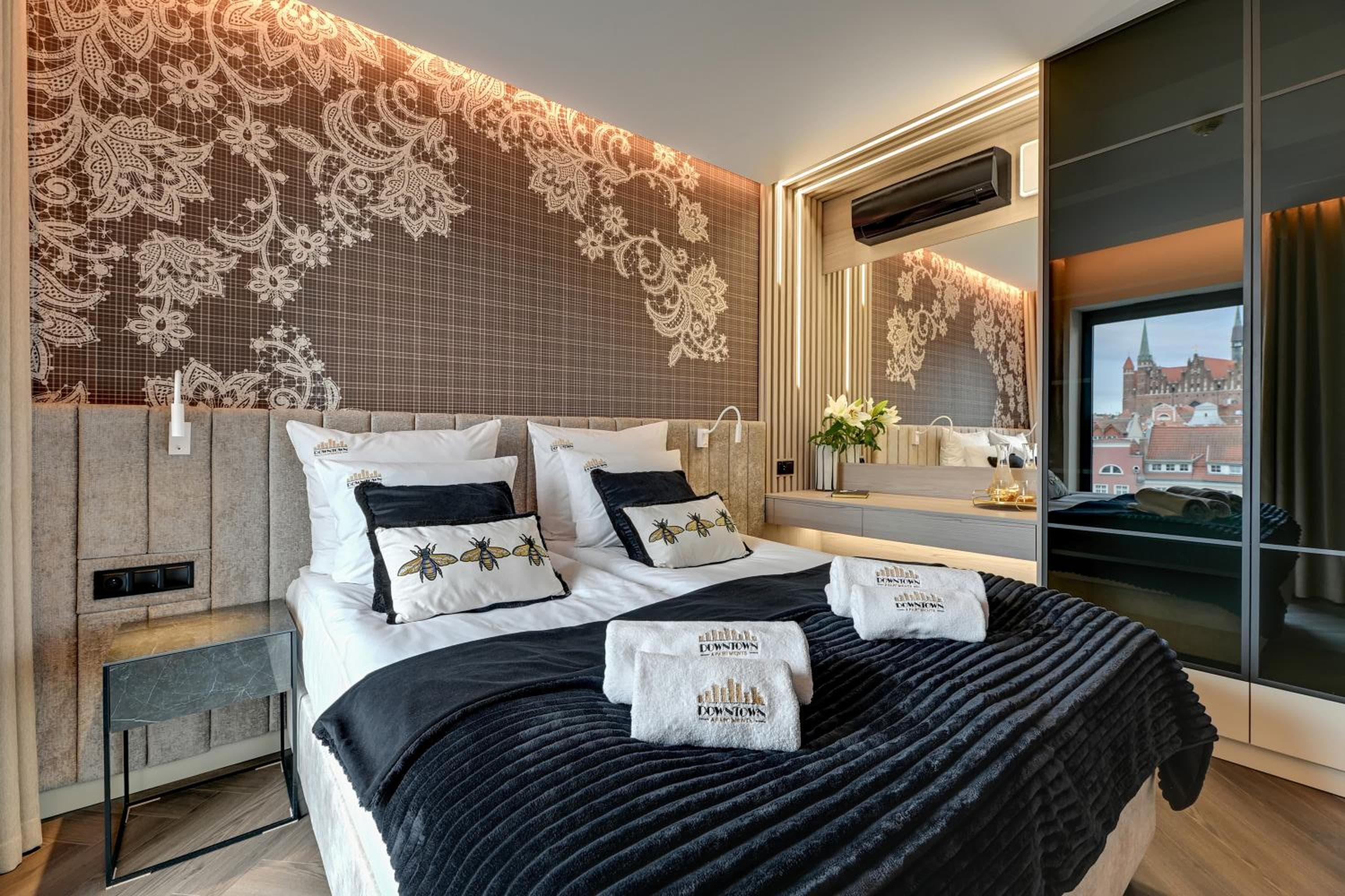 DEO PLAZA Premium Suites & Riverside by Downtown Apartments, Gdańsk, photo 4