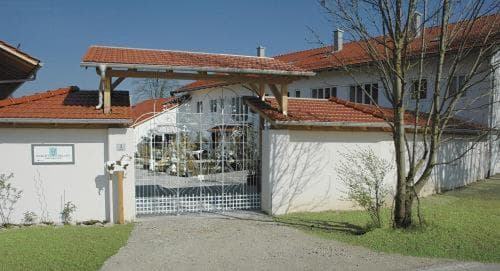 Chalet Valley, Valley