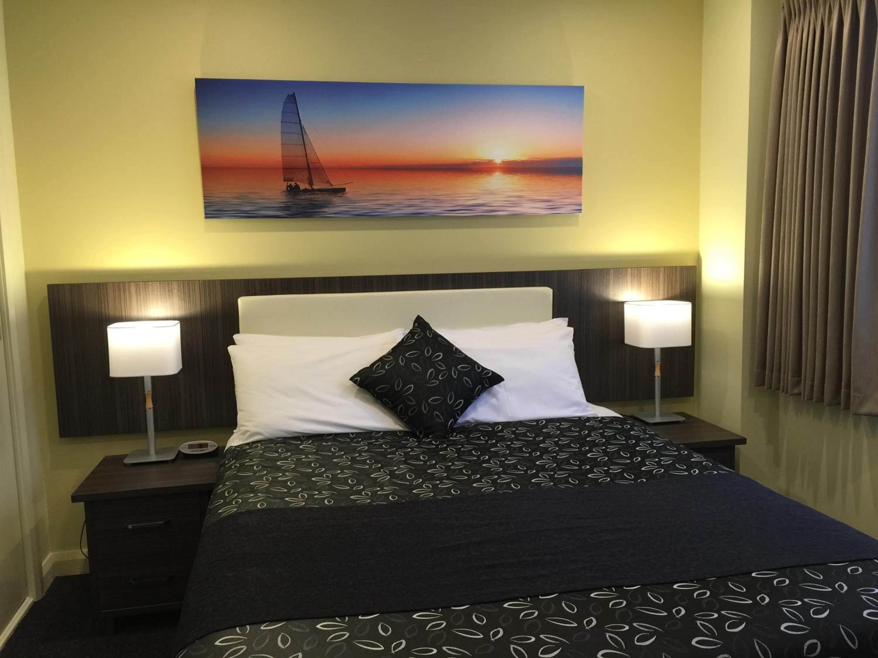 Park Squire Motor Inn & Serviced Apartments - Free Car Park, Melbourne, photo 3