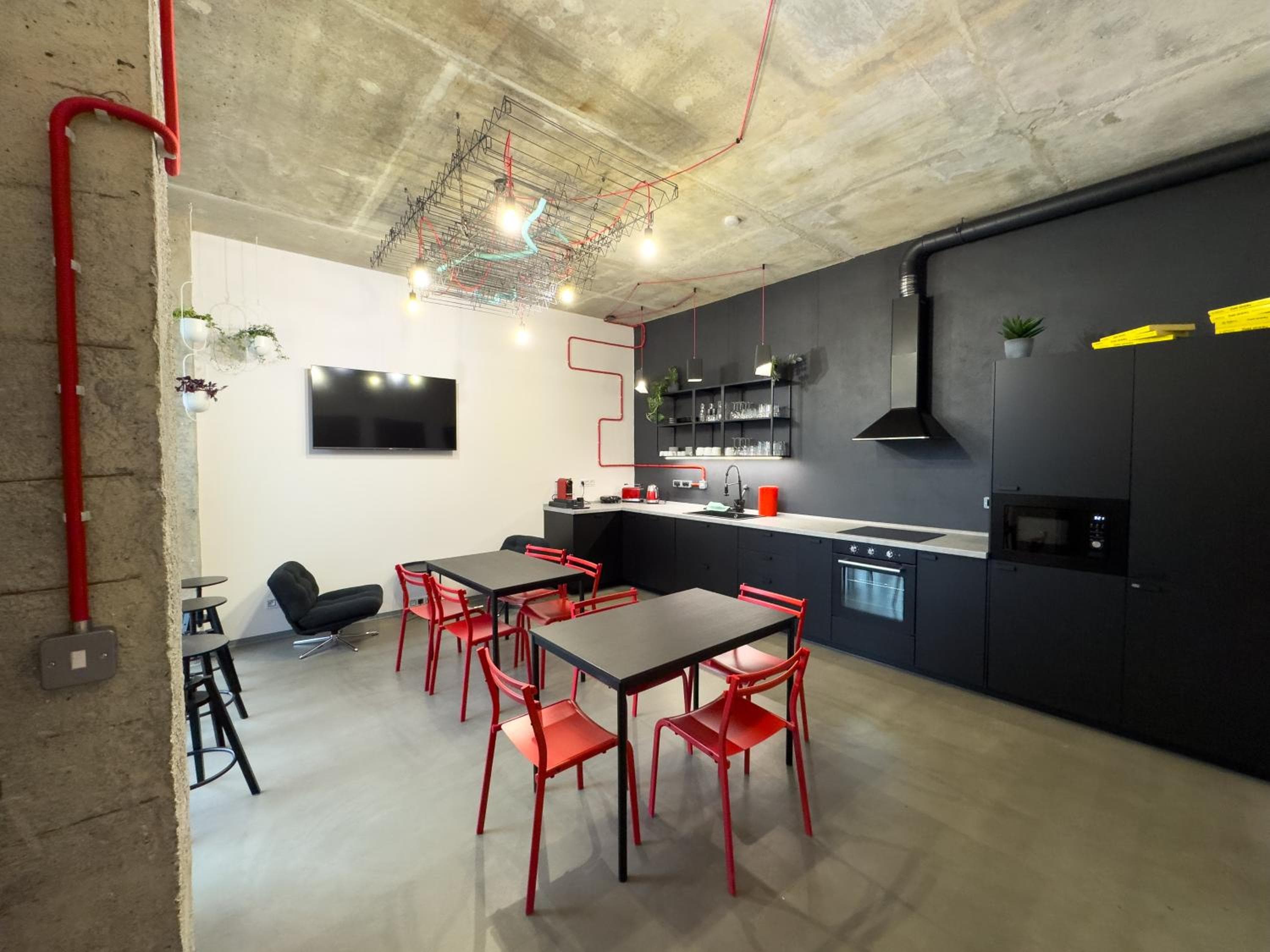 ROCH800 - industrial aparthotel Klatovy - free parking - self-checking, Klatovy