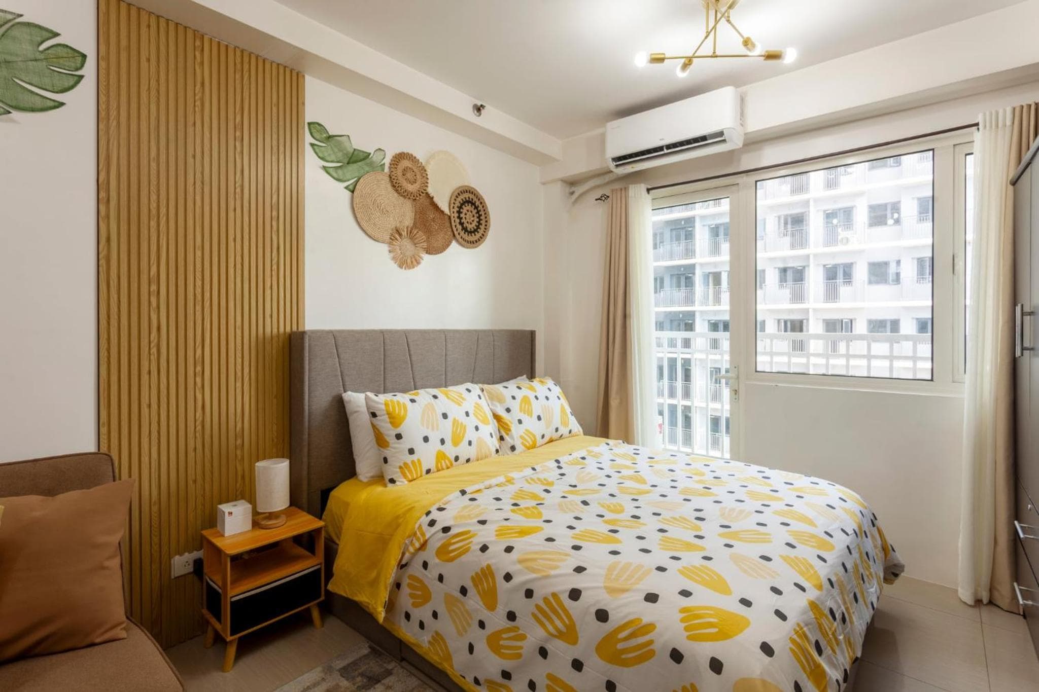 MOA staycation located in Shore1 and 2 Residences Pasay City, Manila