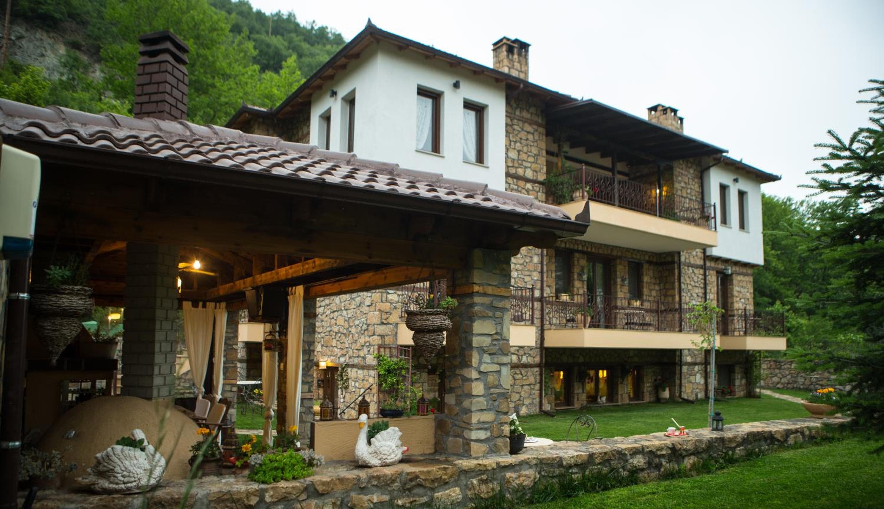 Archontiko Emmanouilidi Suites, Kato Loutraki, photo 3