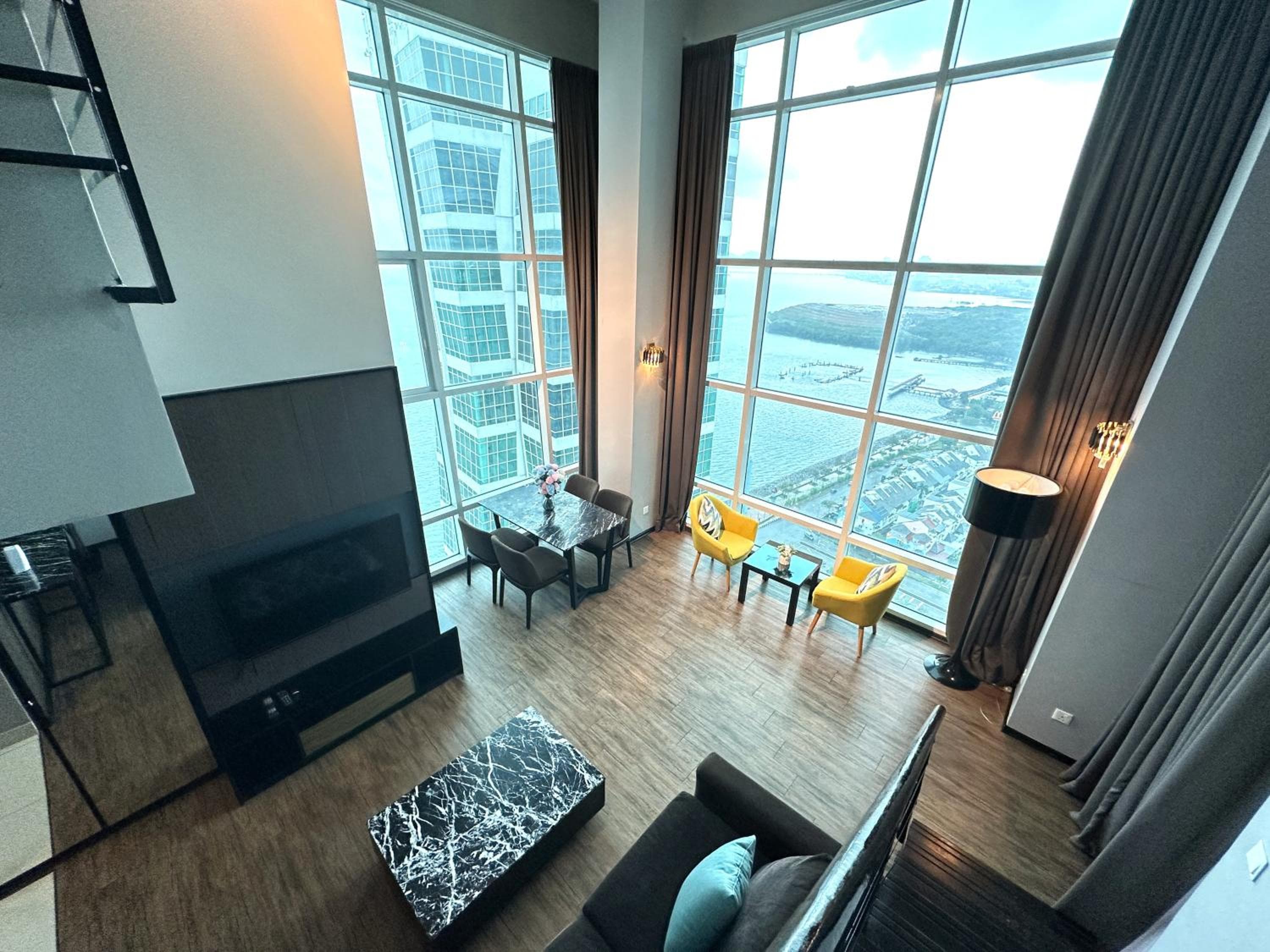 Sea View High Floor 2BR Duplex in Georgetown,Penang - Maritime Suite 2006, George Town, photo 3