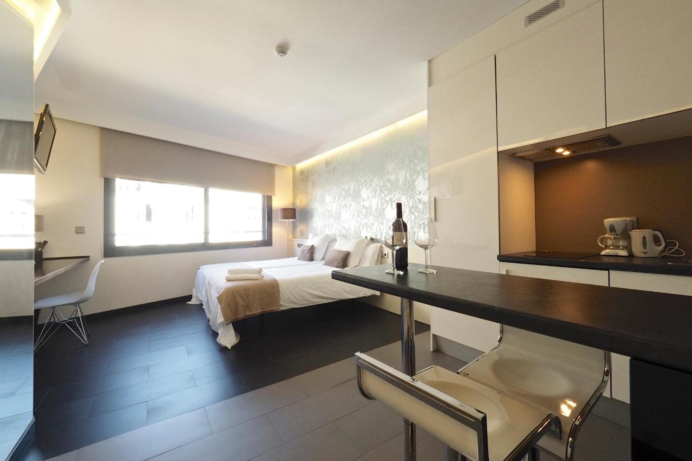 Hotel room at Barcelona Fifteen central Aparthotel