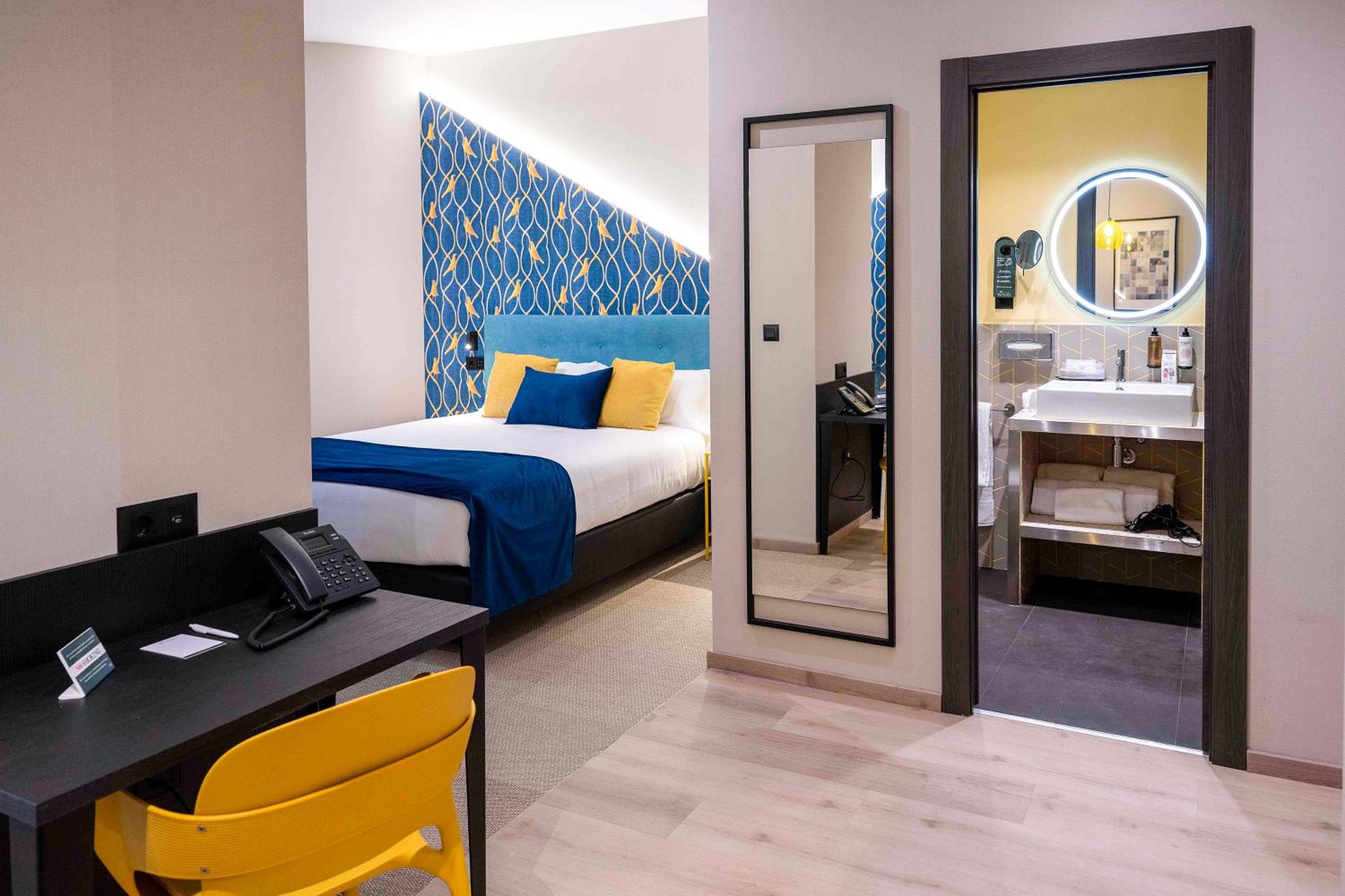 Hotel Pathos by Mimood Aparthotels, Valencia