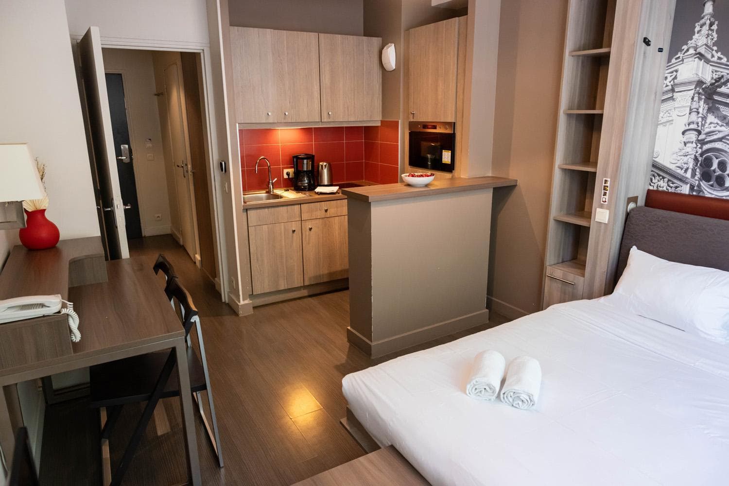B&B HOME Caen Centre Gare, Caen, photo 4