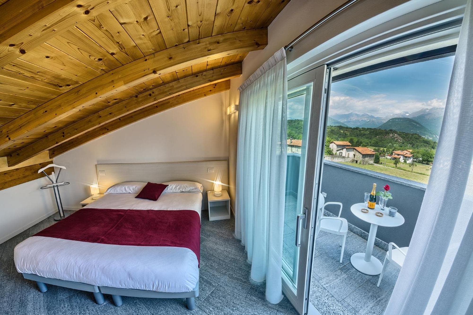 Rainbow Holiday Apartments Lake Como, Colico, photo 6