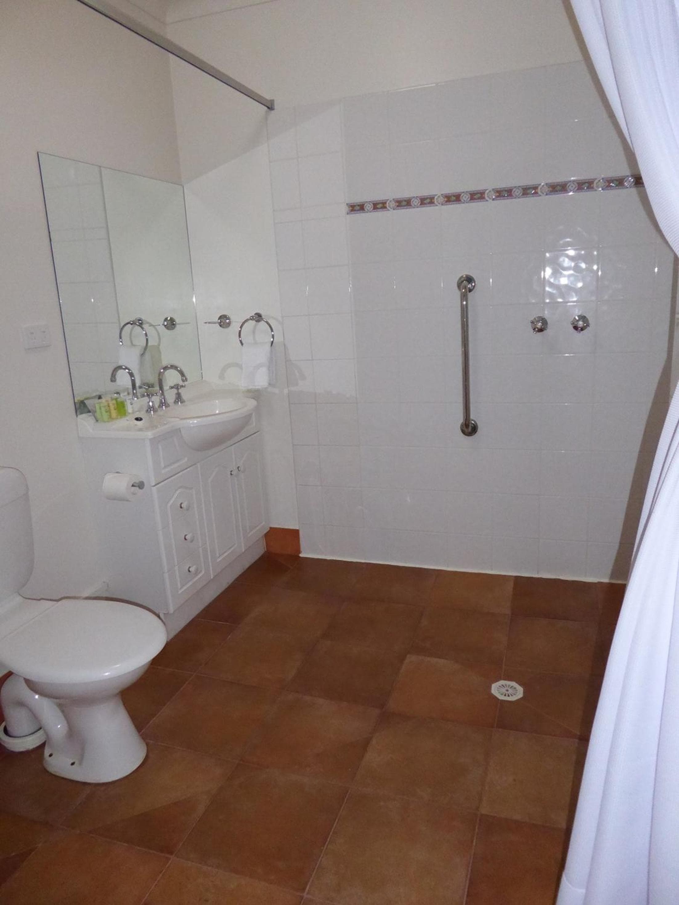 Lifestyle Apartments at Ferntree, Fern Tree Gully, photo 2