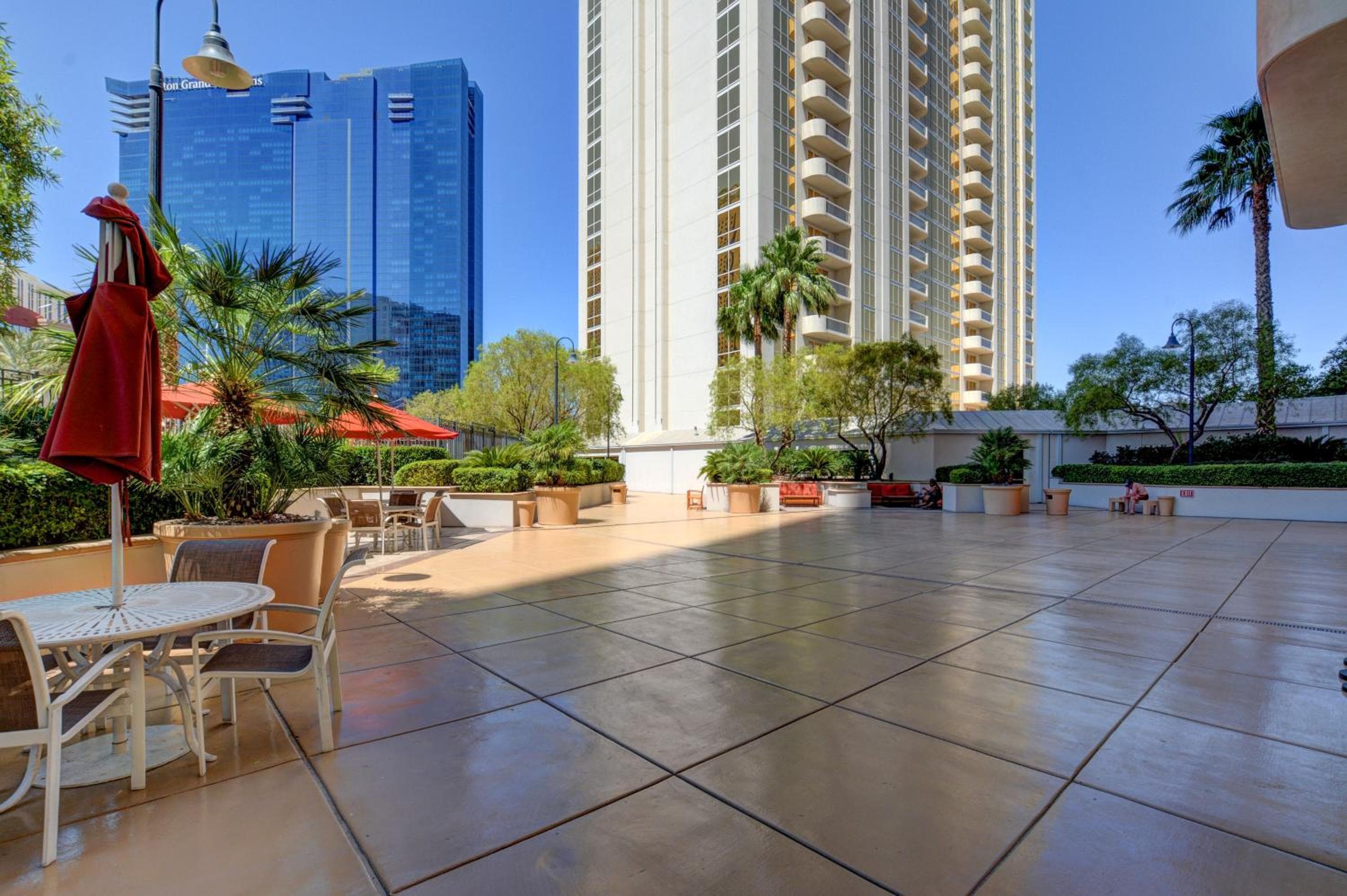 Solstice Studio at MGM Signature Tower 3 BALCONY STRIP VIEW F1 TRACK VIEW, photo 3