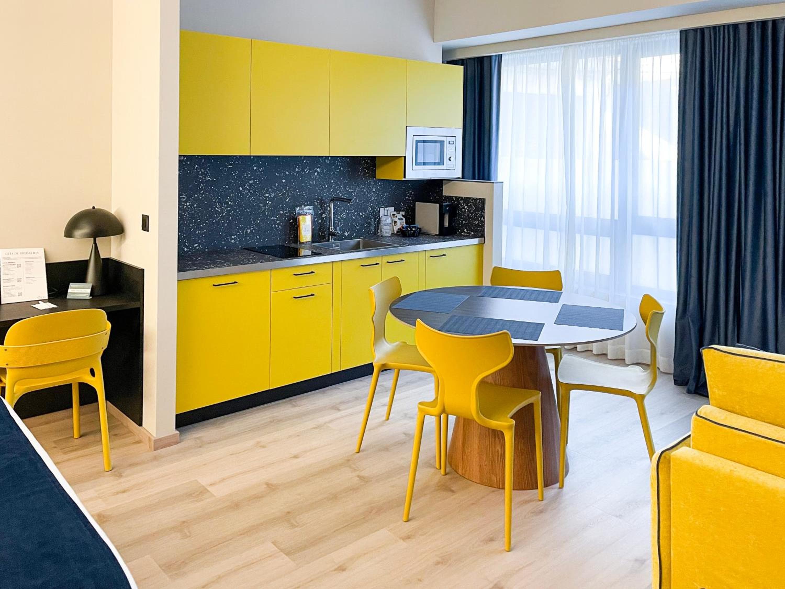 Hotel Pathos by Mimood Aparthotels, Valencia, photo 6