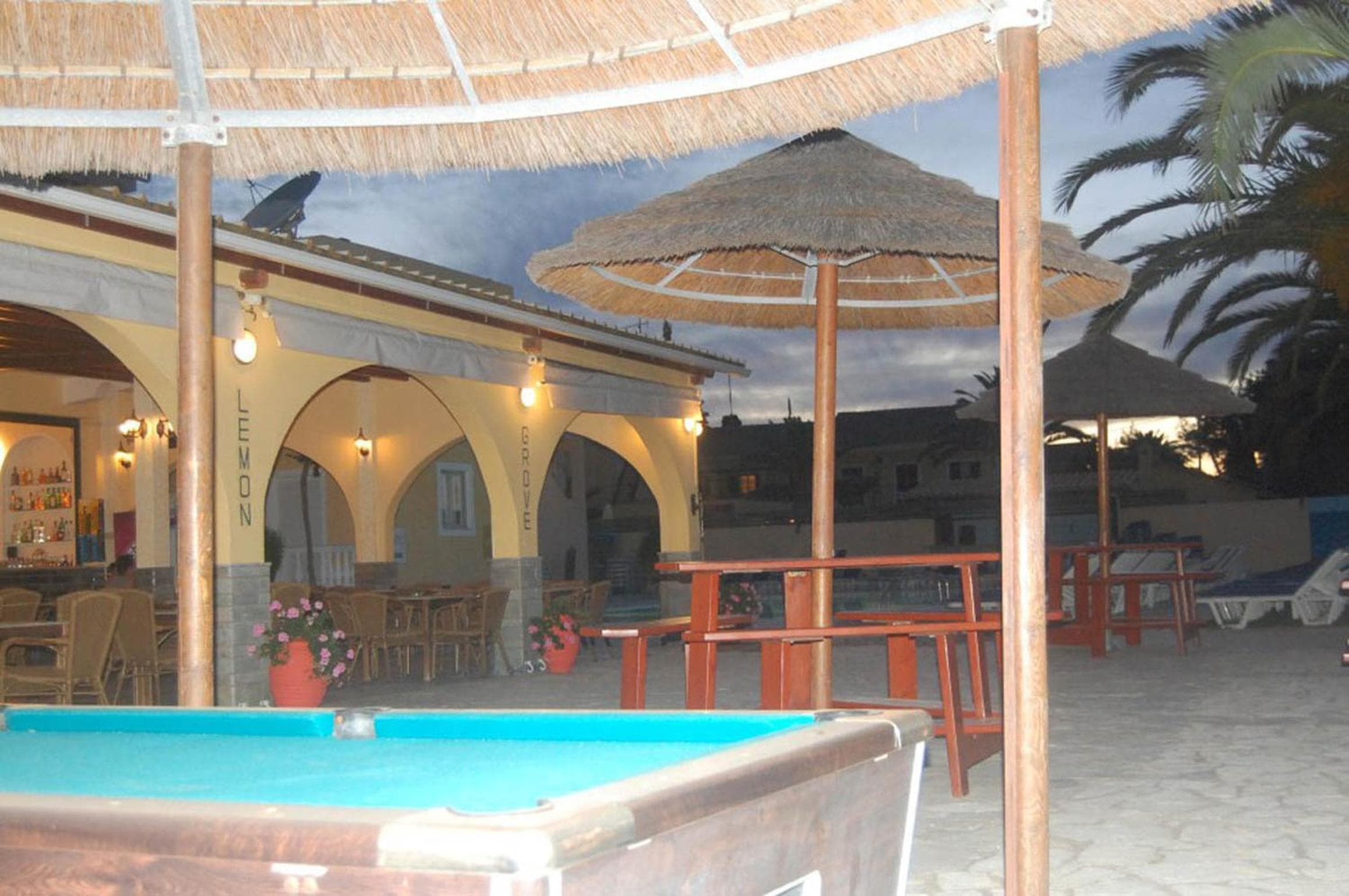 LEMON GROVE Complex, Kavos, photo 3