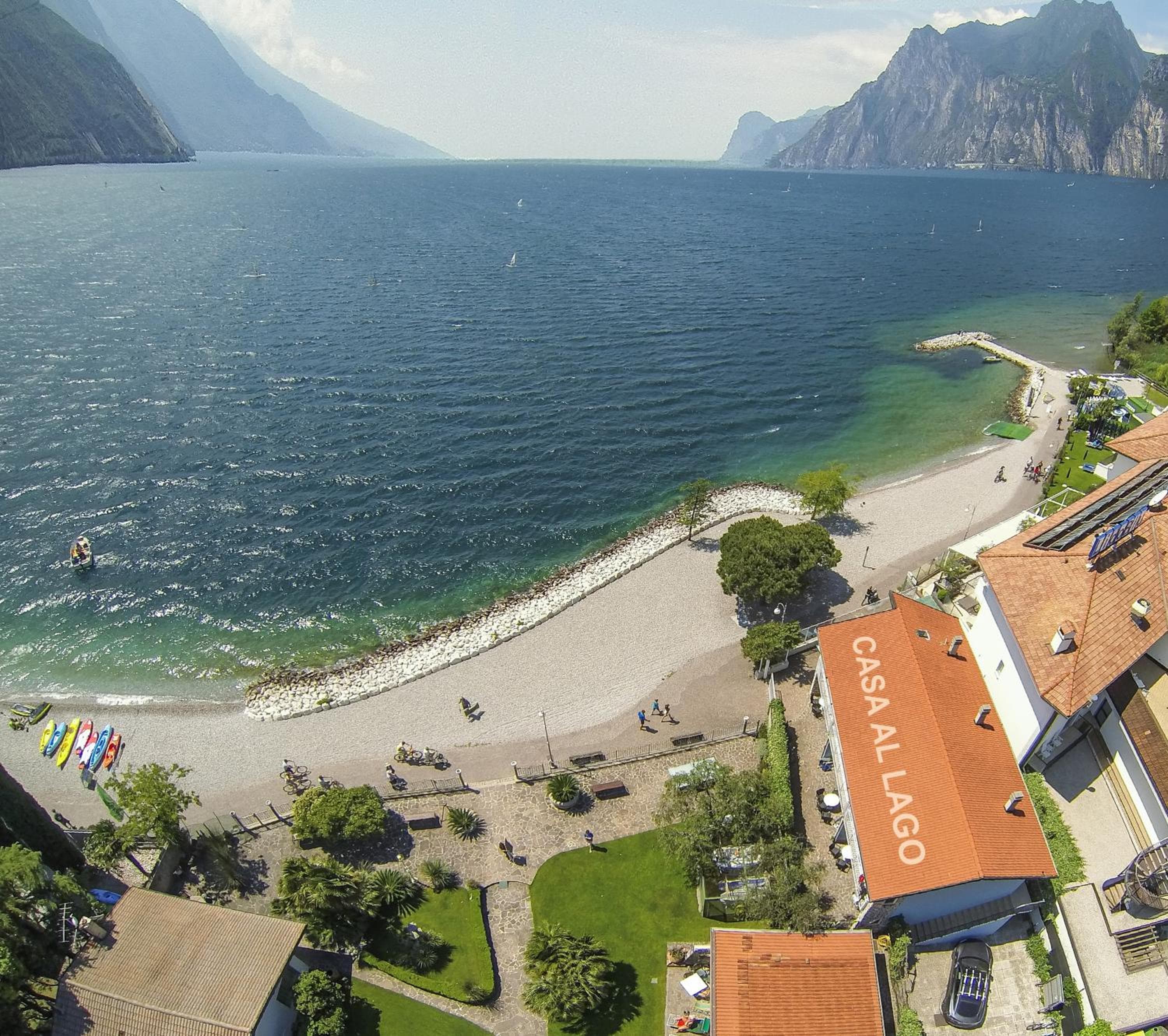 Casa Toblini al Lago on the beach, Nago-Torbole