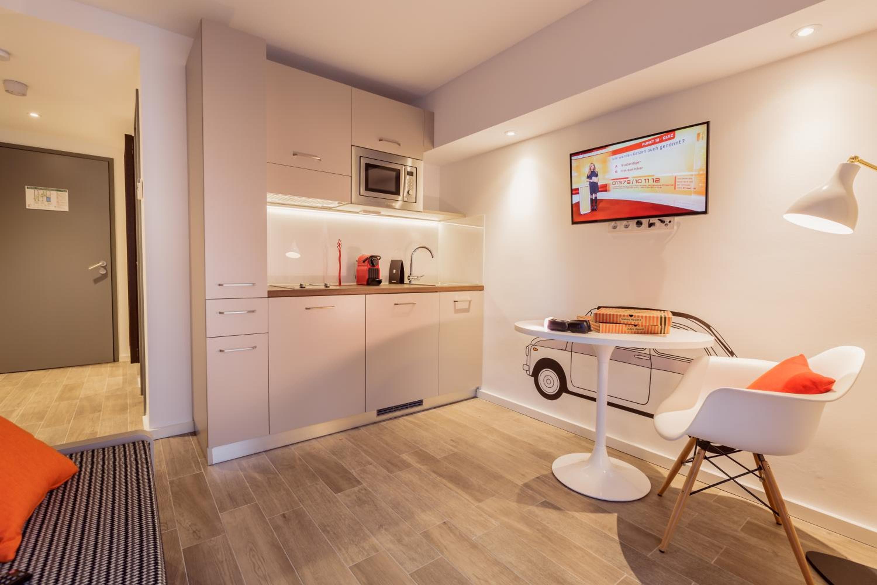 Kitchen at 360 Apartment Hotel Frankfurt