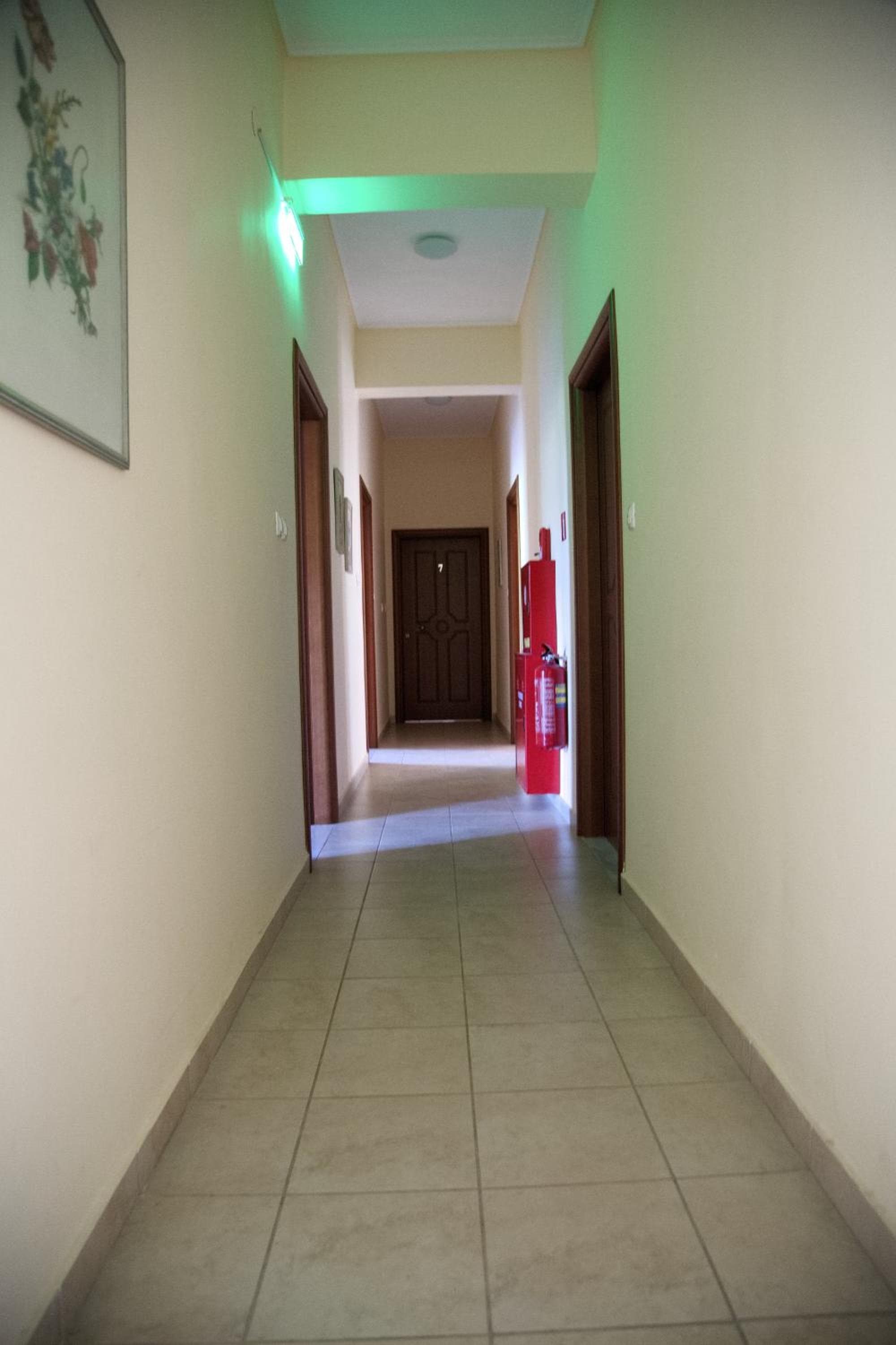 Tsertos Apartments, Kamena Vourla, photo 6