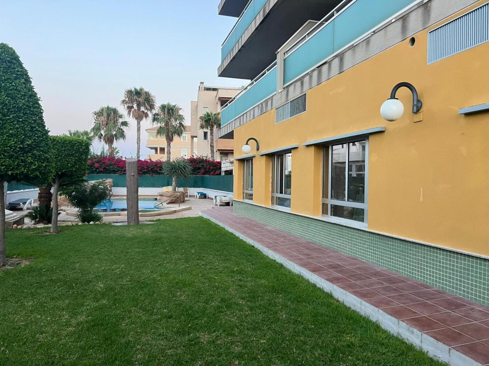 Apartahotel La Rotonda Cabo Roig Orihuela Costa Near the Beach and Leisure Area, Orihuela Costa, photo 6