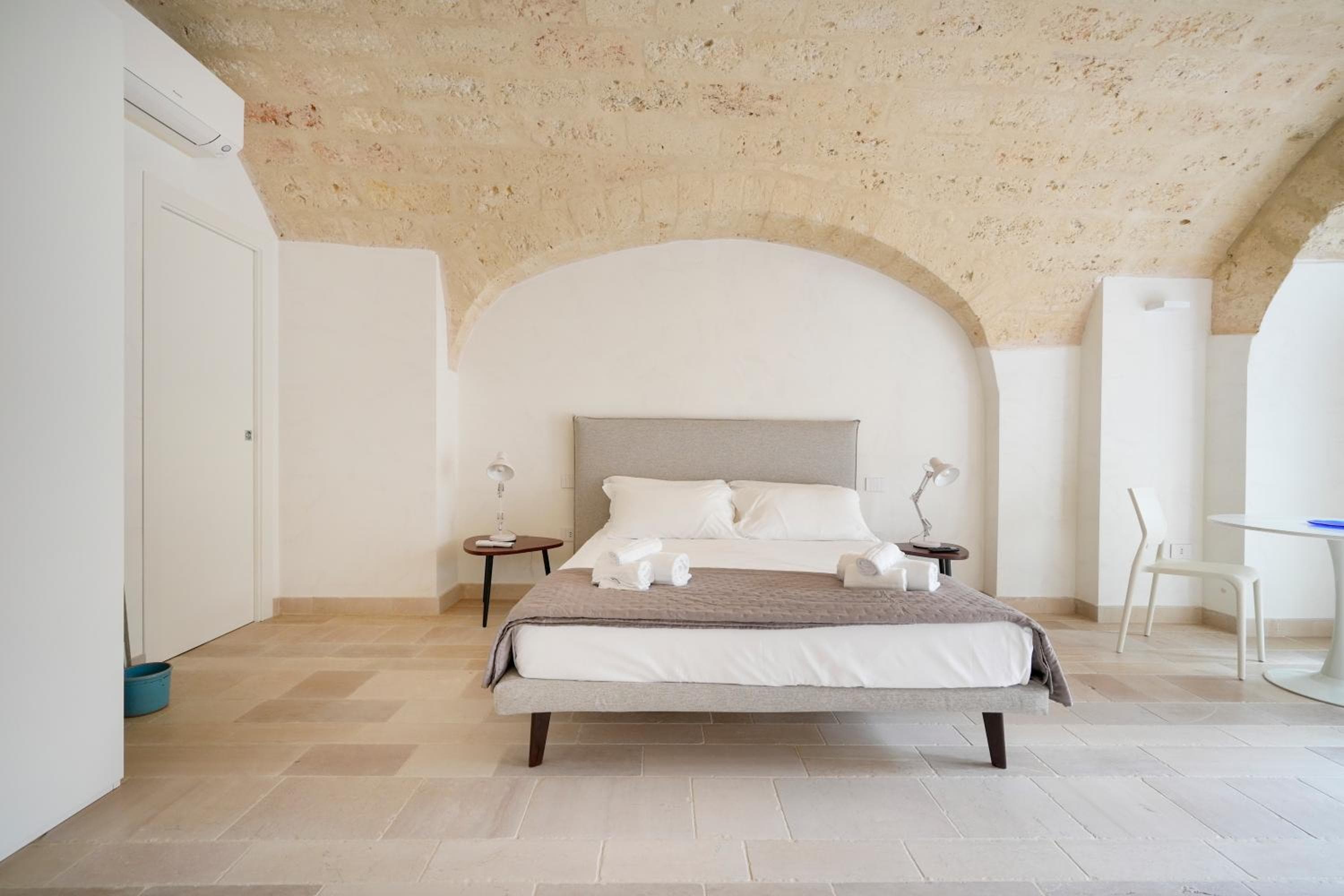 Palazzo della Torre - Seaview Luxury historical apartments, Bari, photo 6