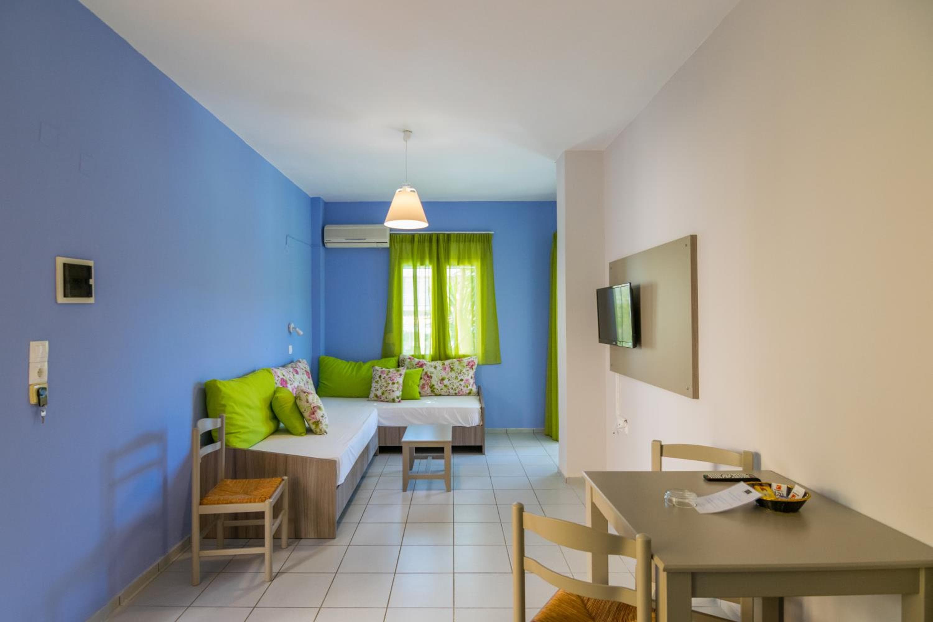 Evelin Hotel, Platanes, photo 4