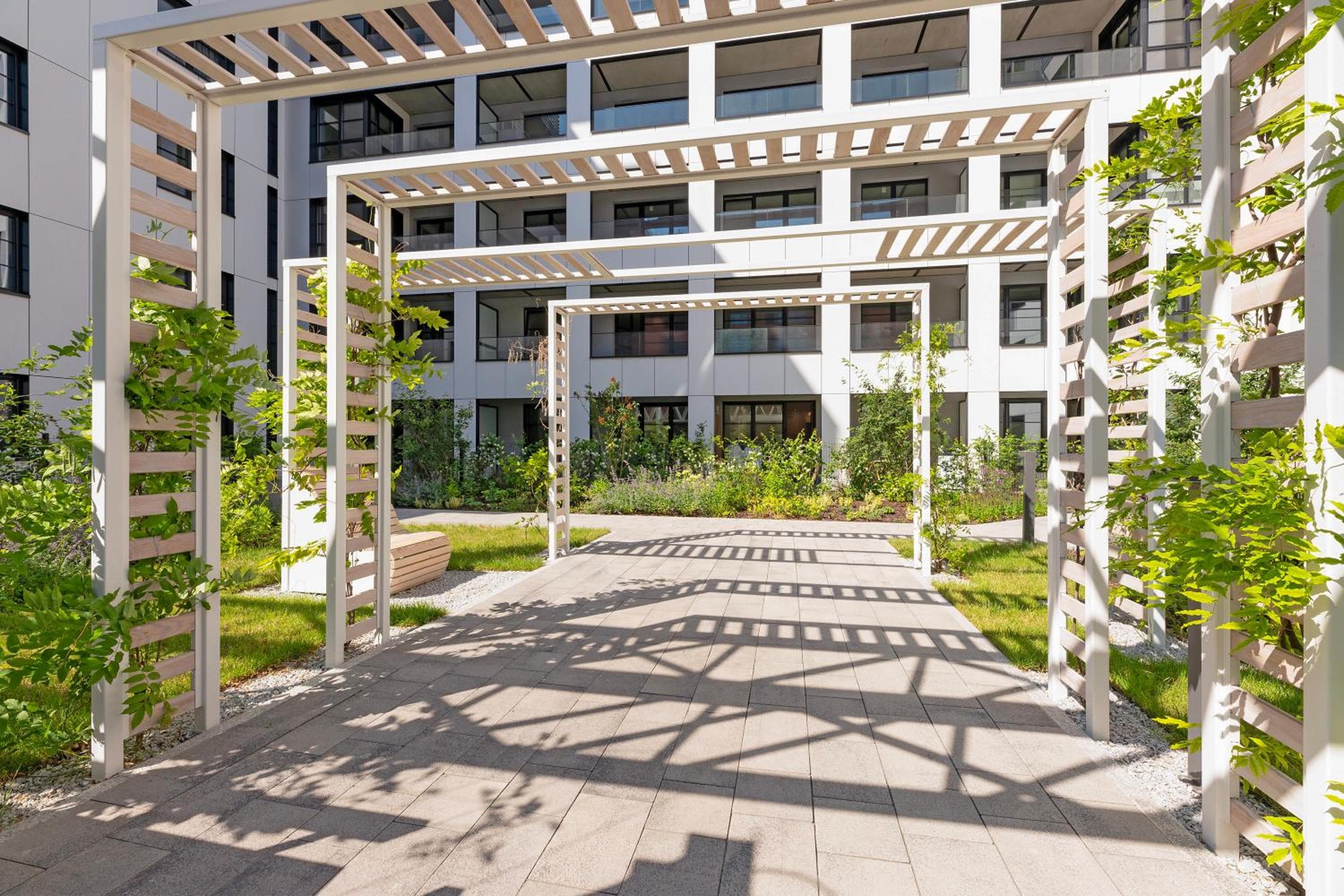 DOKI Living Suites - Foodhall & Parking by Downtown Apartments, Gdańsk, photo 3