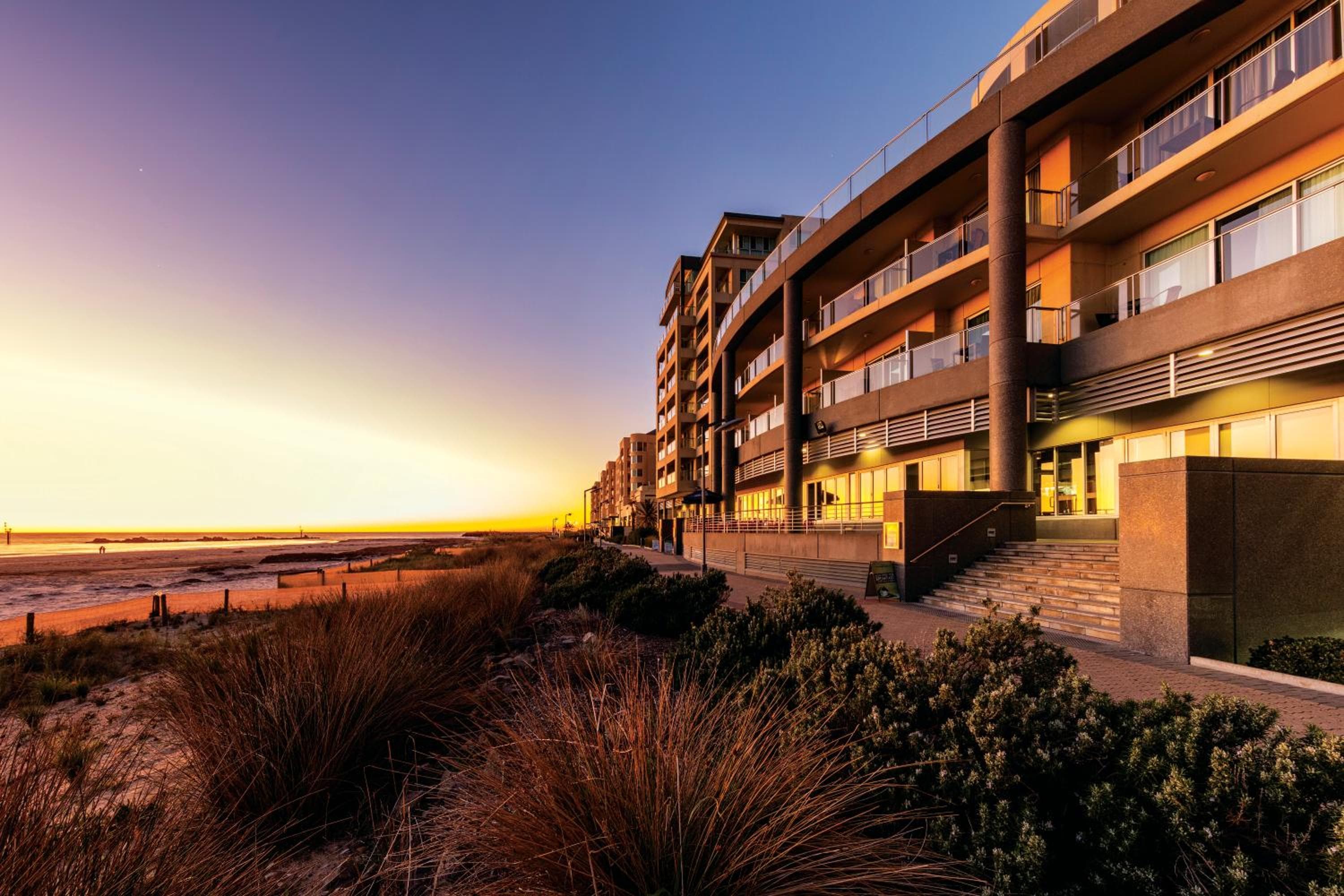 Oaks Glenelg Plaza Pier Suites, Adelaide