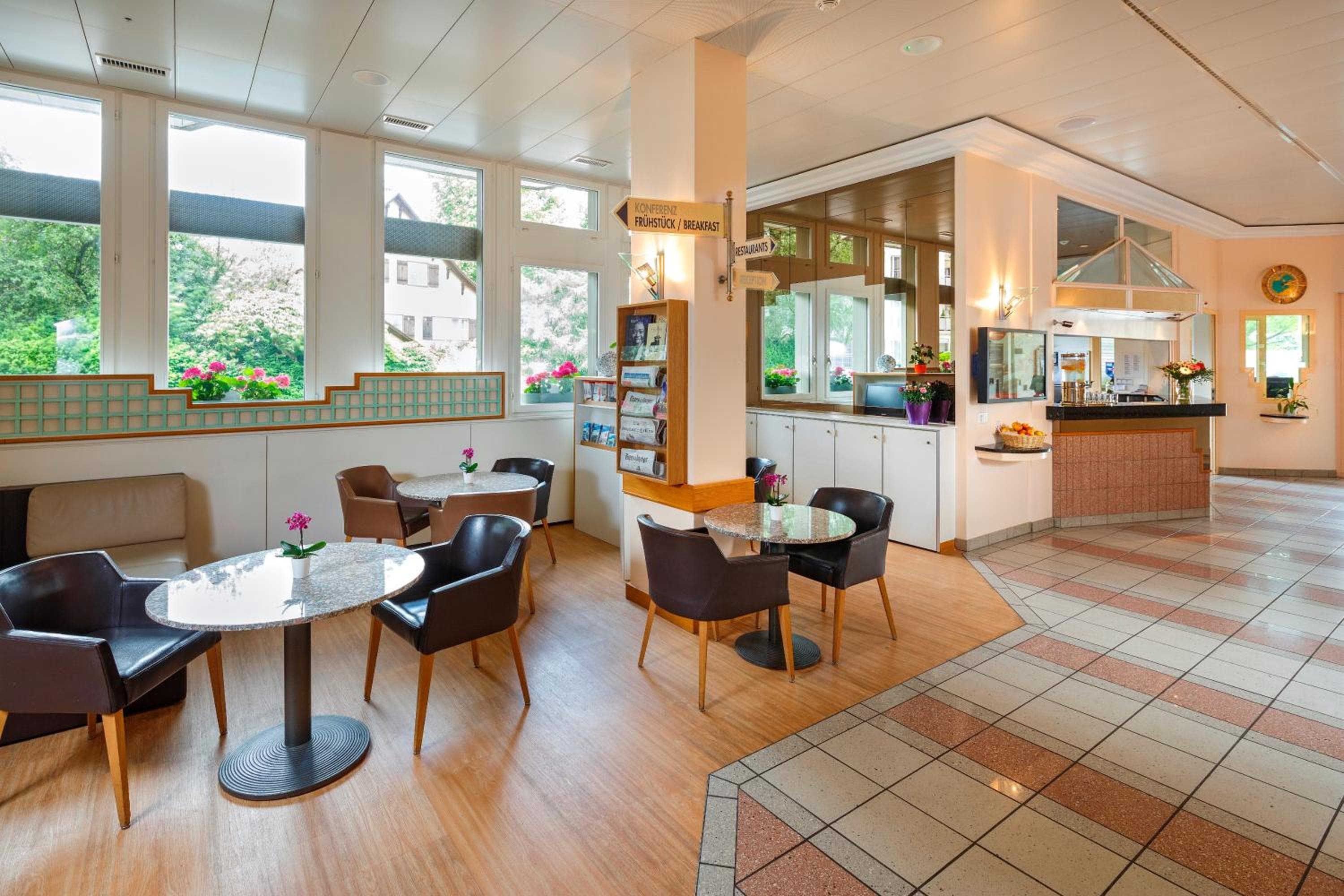 Hotel Welcome Inn, Kloten, photo 6